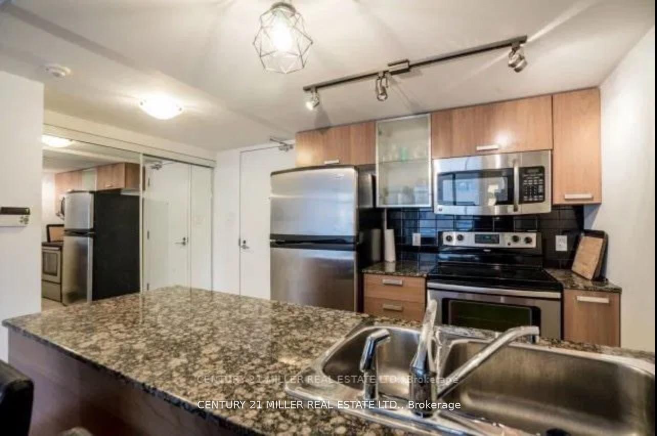 Photo 5 of Unit 1504, 37 Grosvenor Street, Toronto, Bay Street Corridor — HOMEH