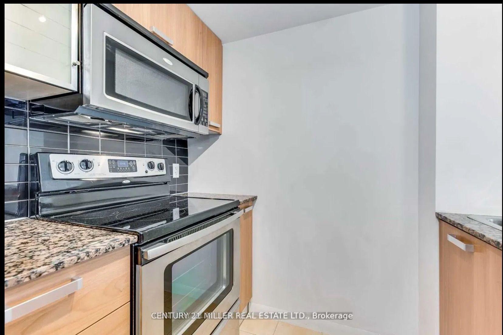 Photo 6 of Unit 1504, 37 Grosvenor Street, Toronto, Bay Street Corridor — HOMEH