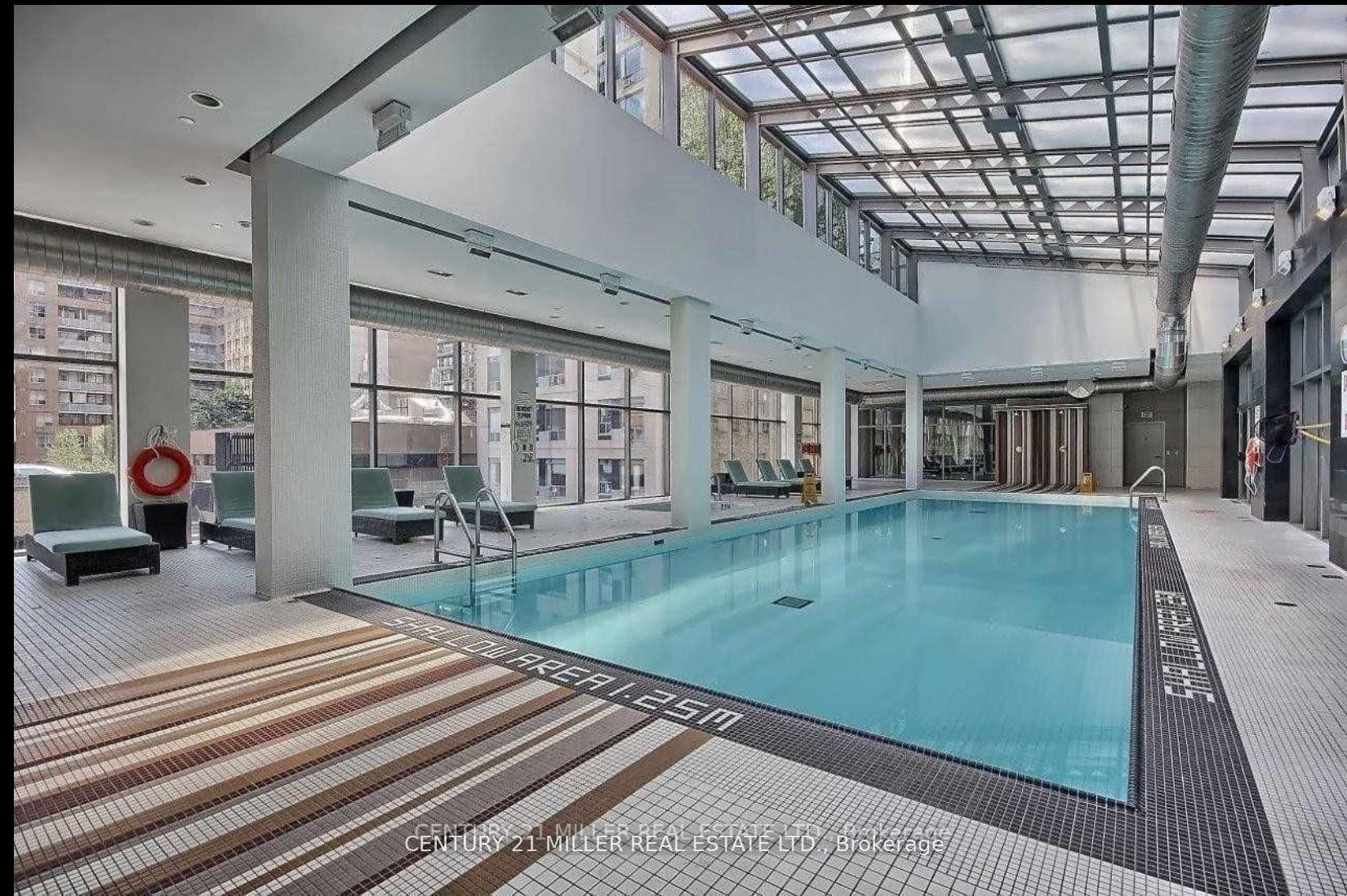 Photo 13 of Unit 1504, 37 Grosvenor Street, Toronto, Bay Street Corridor — HOMEH
