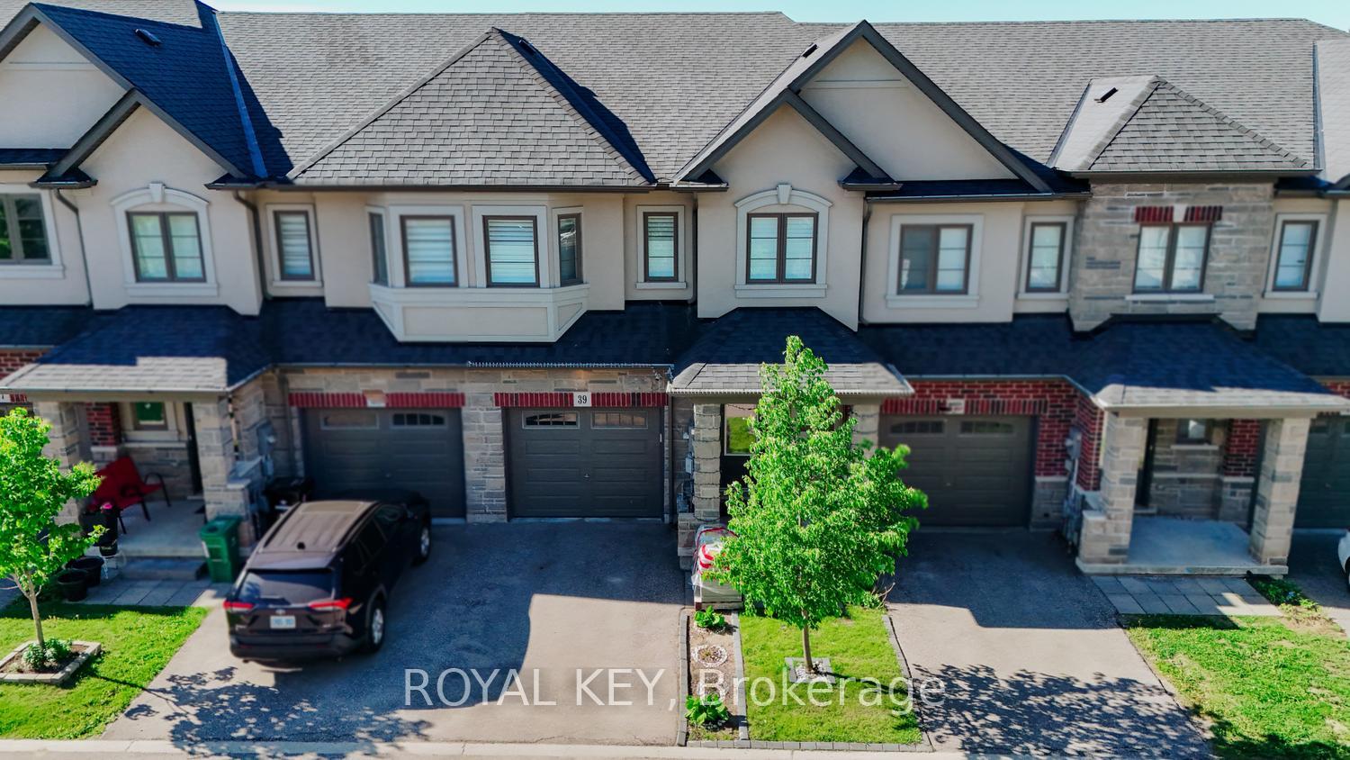 Photo 1 of 324 Equestrian Way, Cambridge, Preston Heights — HOMEH