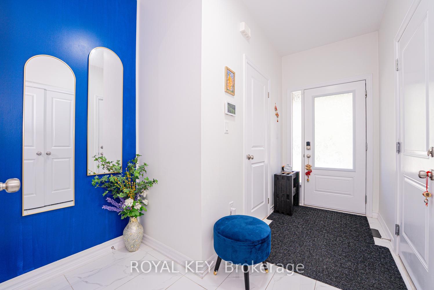 Photo 7 of 324 Equestrian Way, Cambridge, Preston Heights — HOMEH