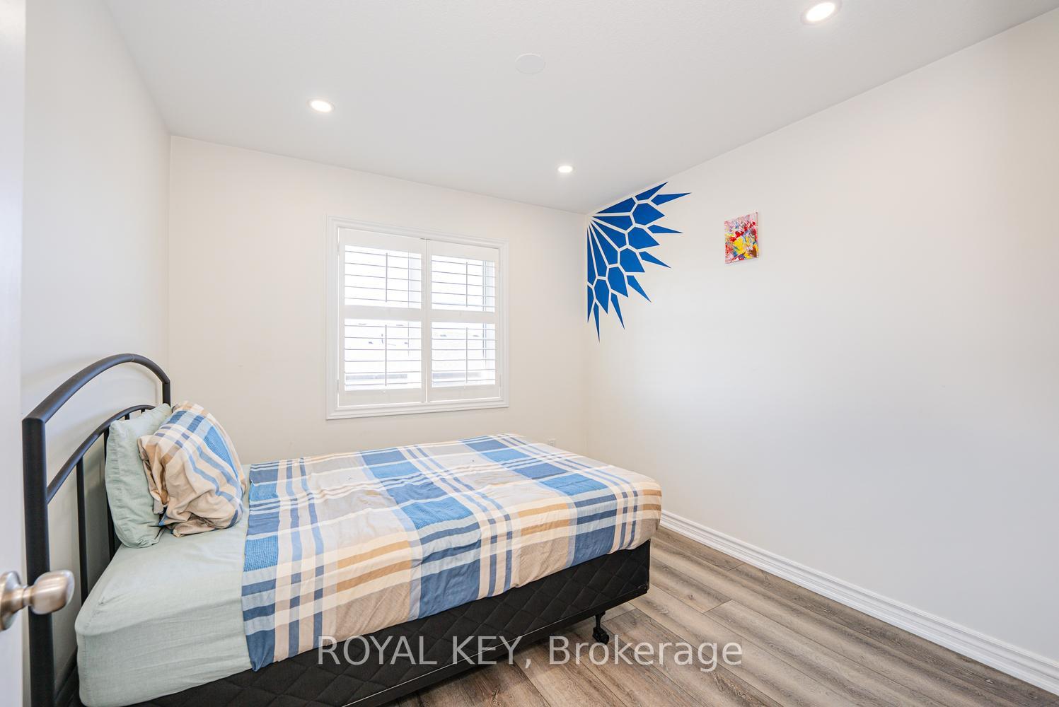 Photo 21 of 324 Equestrian Way, Cambridge, Preston Heights — HOMEH
