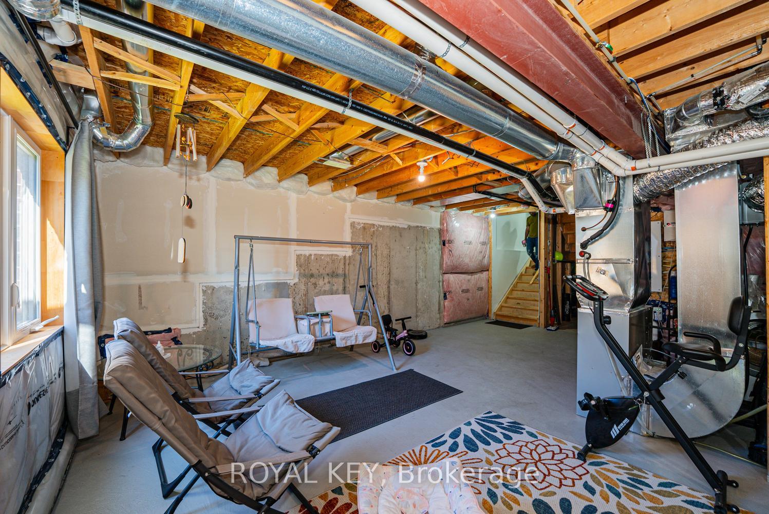 Photo 27 of 324 Equestrian Way, Cambridge, Preston Heights — HOMEH