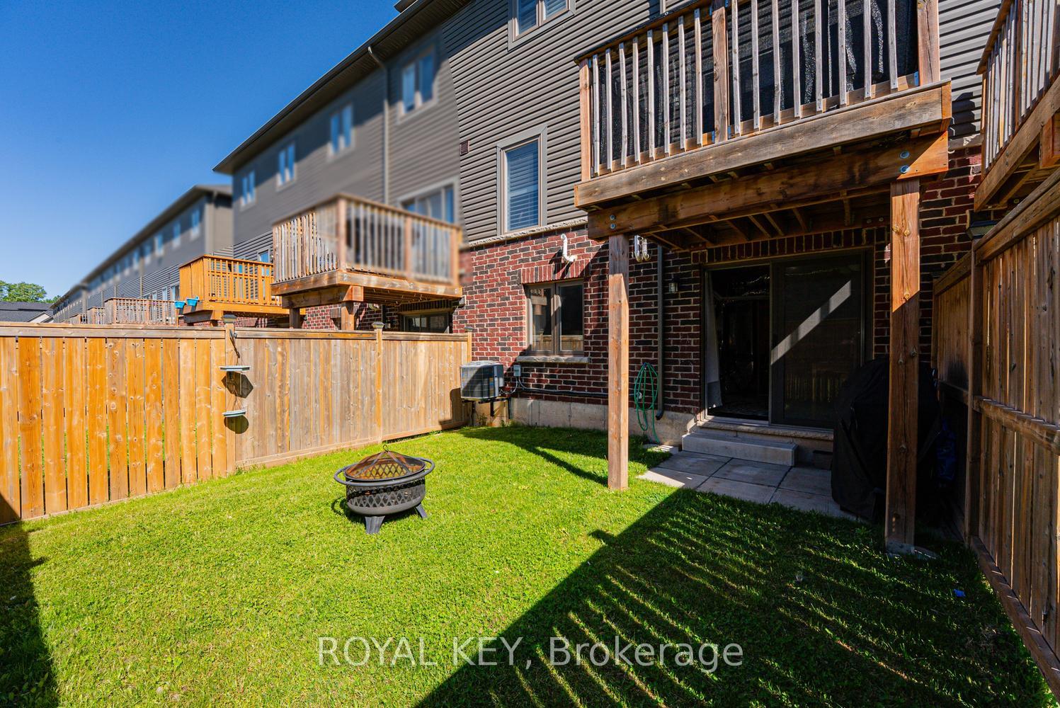 Photo 31 of 324 Equestrian Way, Cambridge, Preston Heights — HOMEH