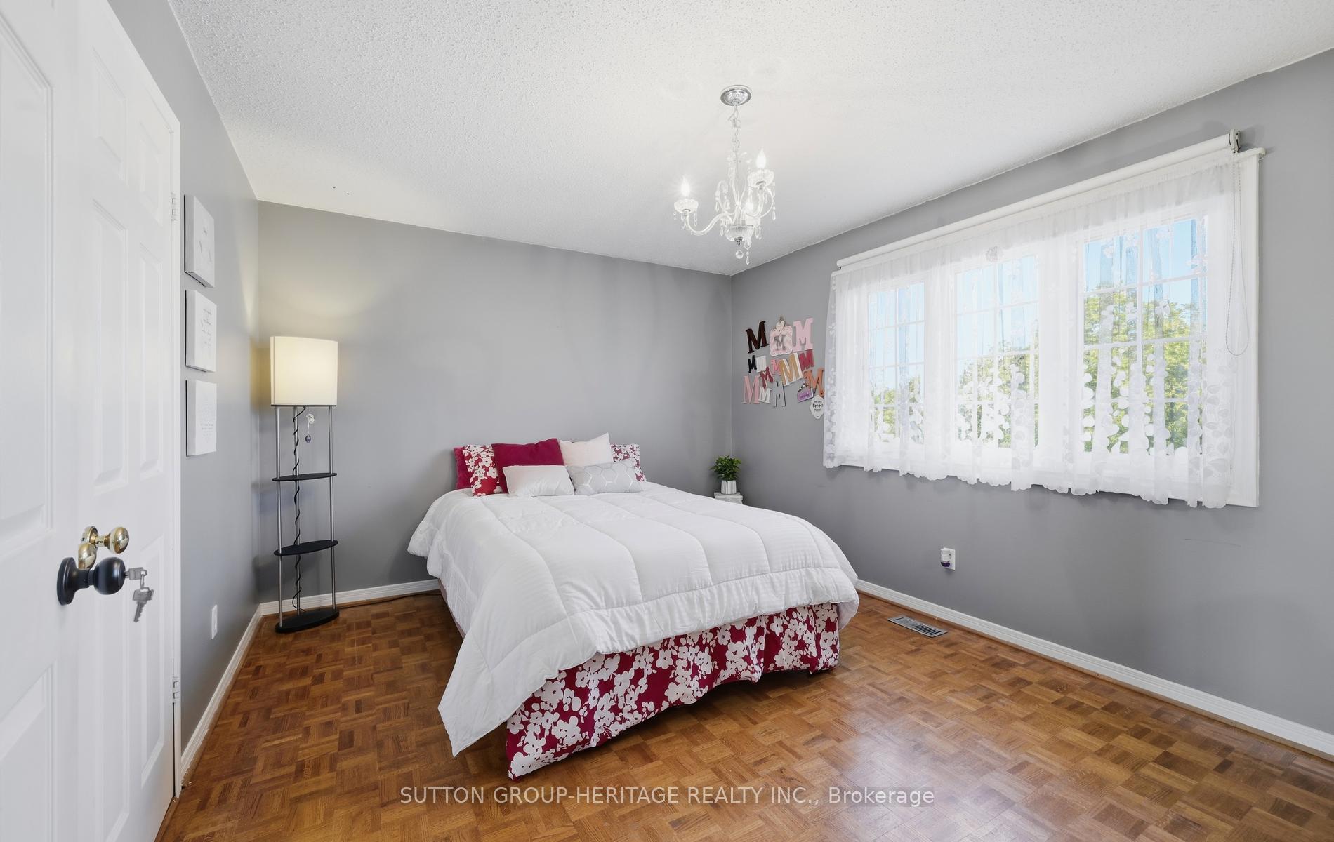 Photo 23 of 511 Driftwood Court, Pickering, Amberlea — HOMEH