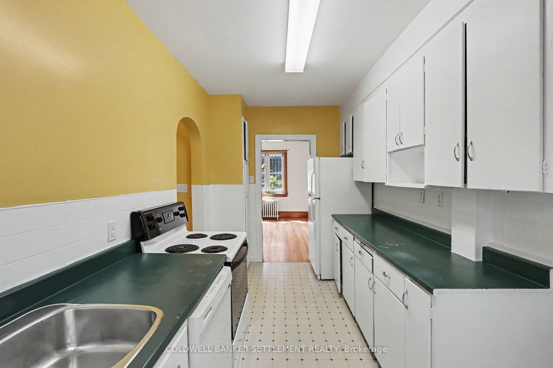 Photo 17 of 2 Gladstone Avenue, Smiths Falls, Smiths Falls — HOMEH