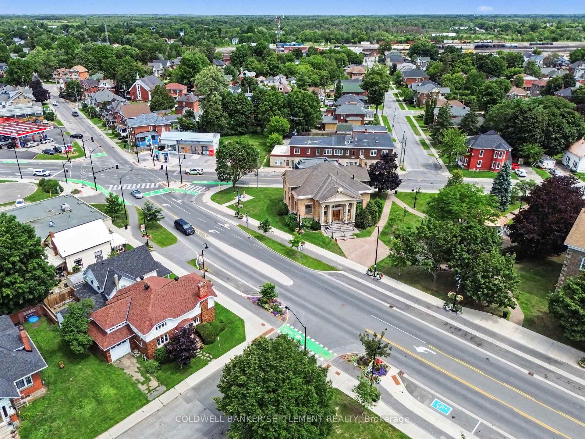 Photo 40 of 2 Gladstone Avenue, Smiths Falls, Smiths Falls — HOMEH