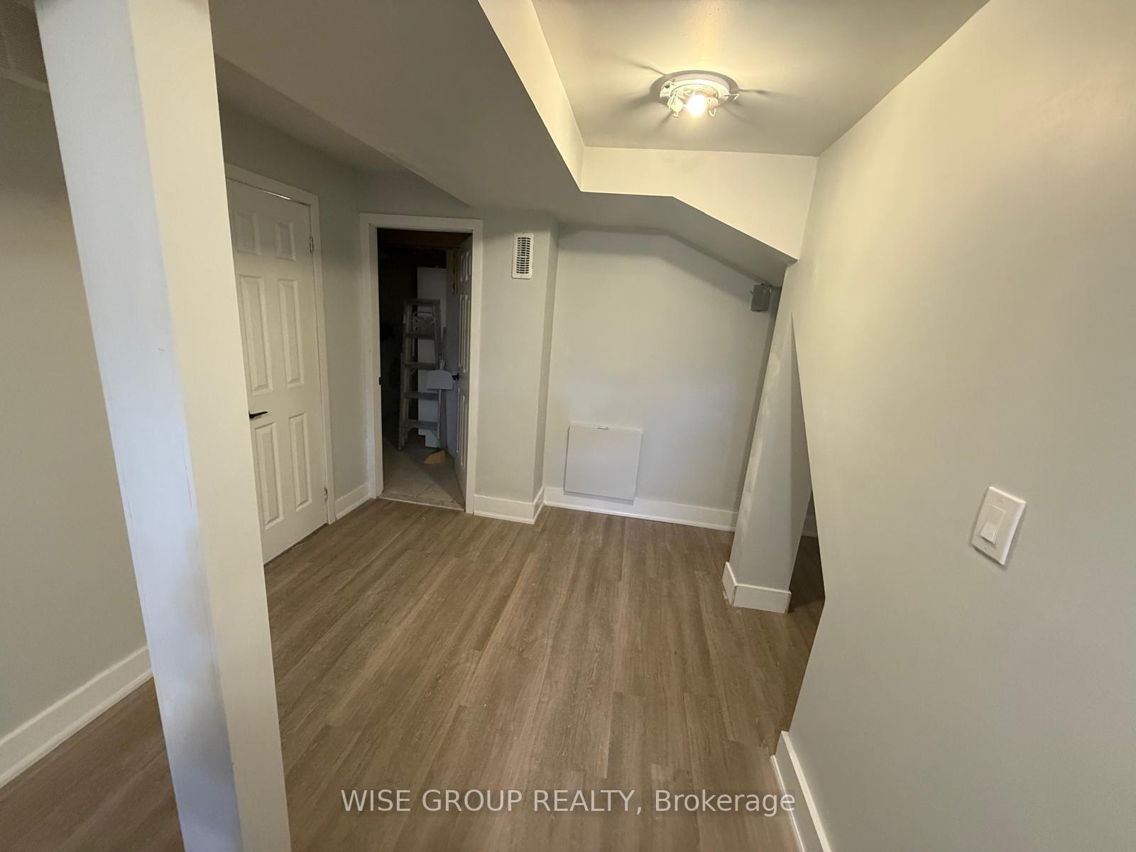 Photo 3 of Unit Basement, 55 Purdy Crescent, North York, Humberlea-Pelmo Park — HOMEH
