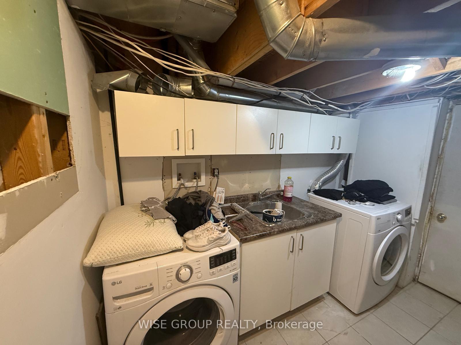 Photo 8 of Unit Basement, 55 Purdy Crescent, North York, Humberlea-Pelmo Park — HOMEH