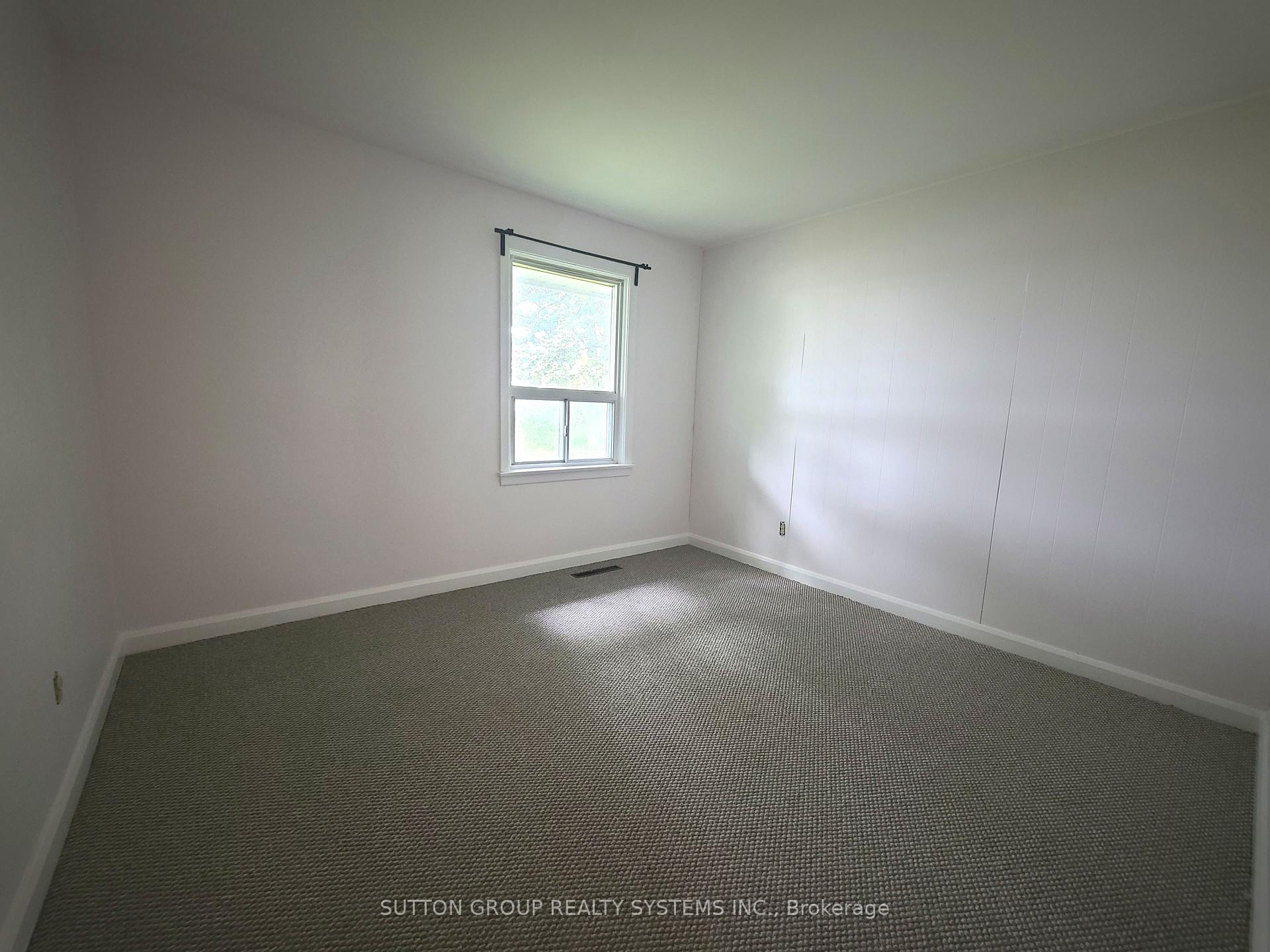 Photo 17 of 998 King Road, King, Rural King — HOMEH