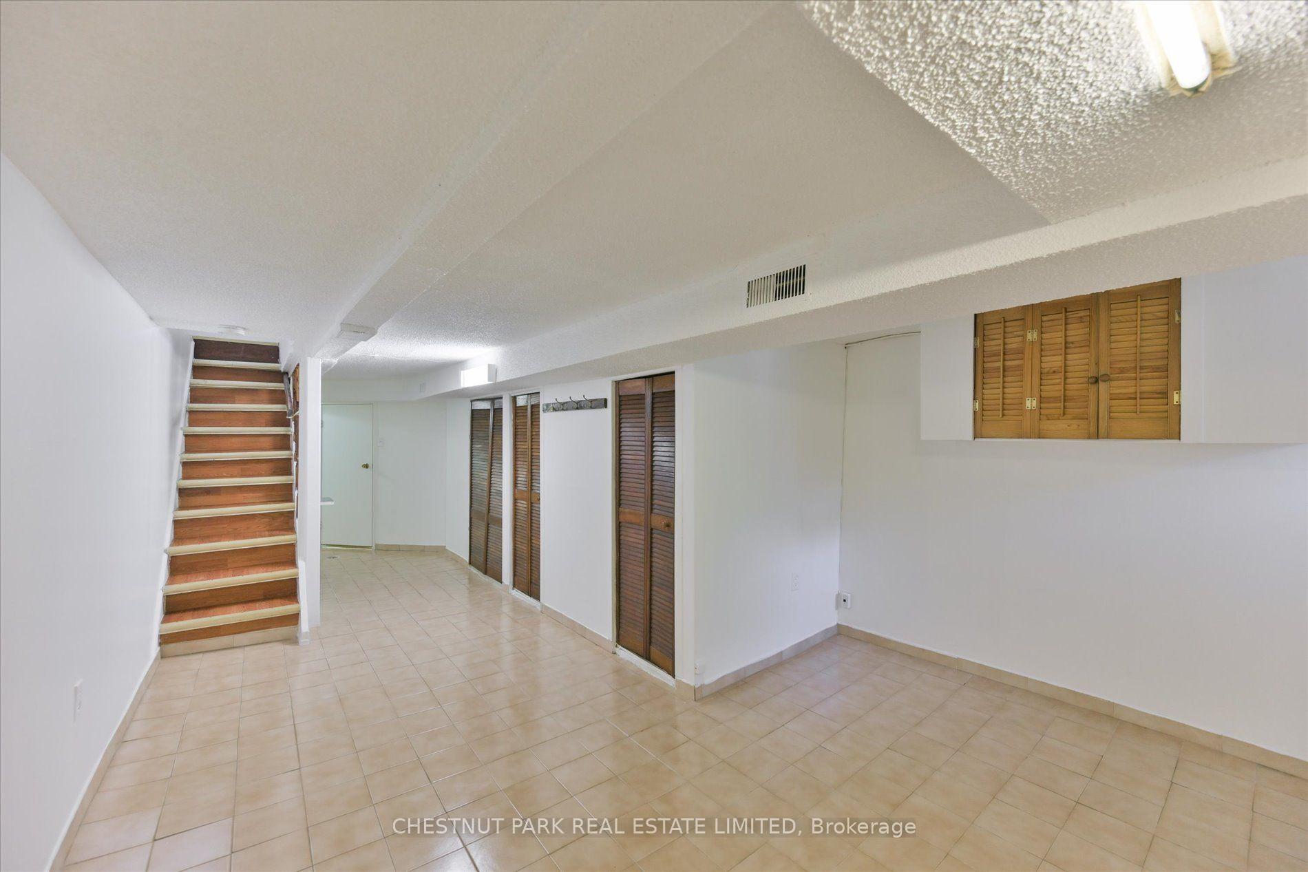 Photo 11 of Unit Main & Bsmt, 13 Silver Avenue, Toronto, Roncesvalles — HOMEH