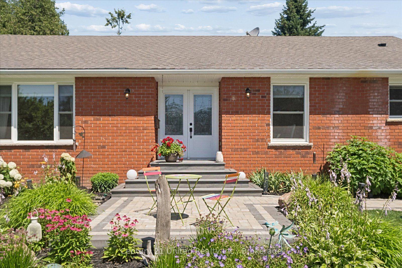 Photo 4 of 940 Cavan Wood Drive, Cavan Monaghan, Cavan Twp — HOMEH
