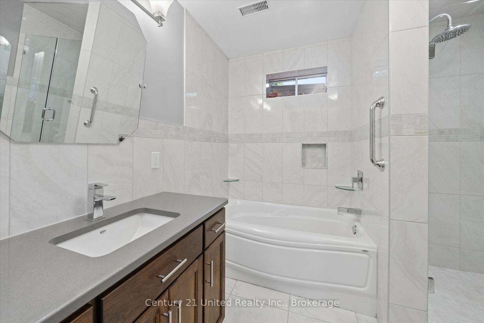 Photo 38 of 940 Cavan Wood Drive, Cavan Monaghan, Cavan Twp — HOMEH
