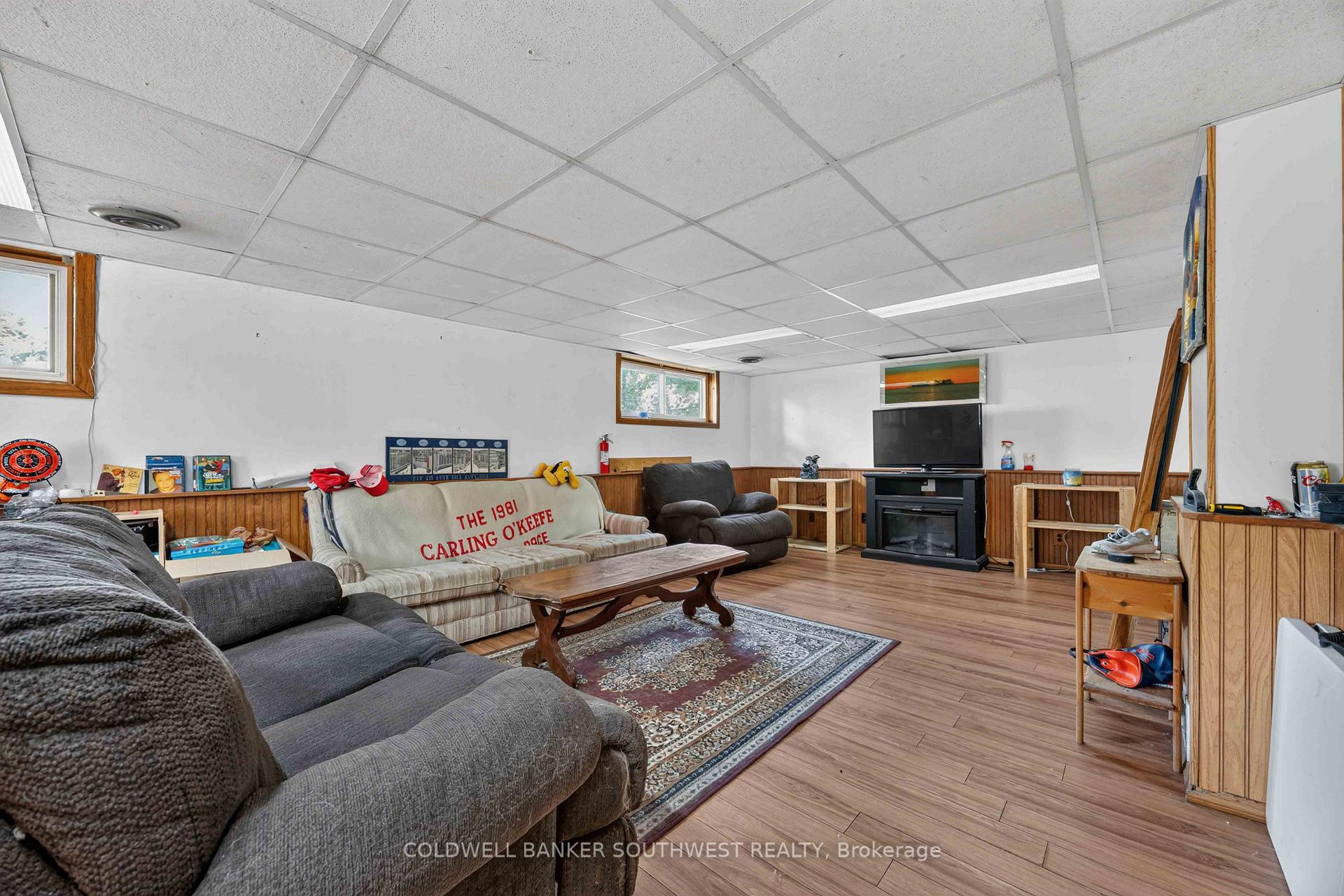 Photo 19 of 1091 Indian Road N, Sarnia — HOMEH