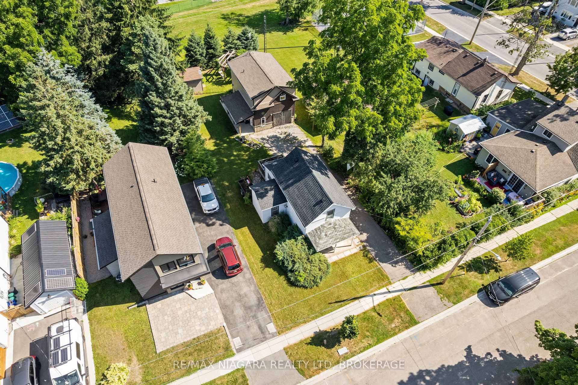 Photo 26 of 1 Linden Avenue, Pelham, Fonthill — HOMEH