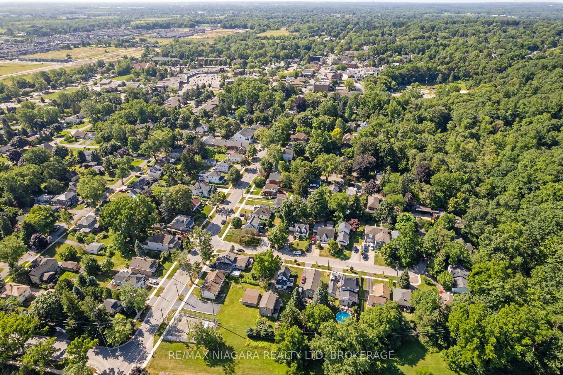 Photo 28 of 1 Linden Avenue, Pelham, Fonthill — HOMEH