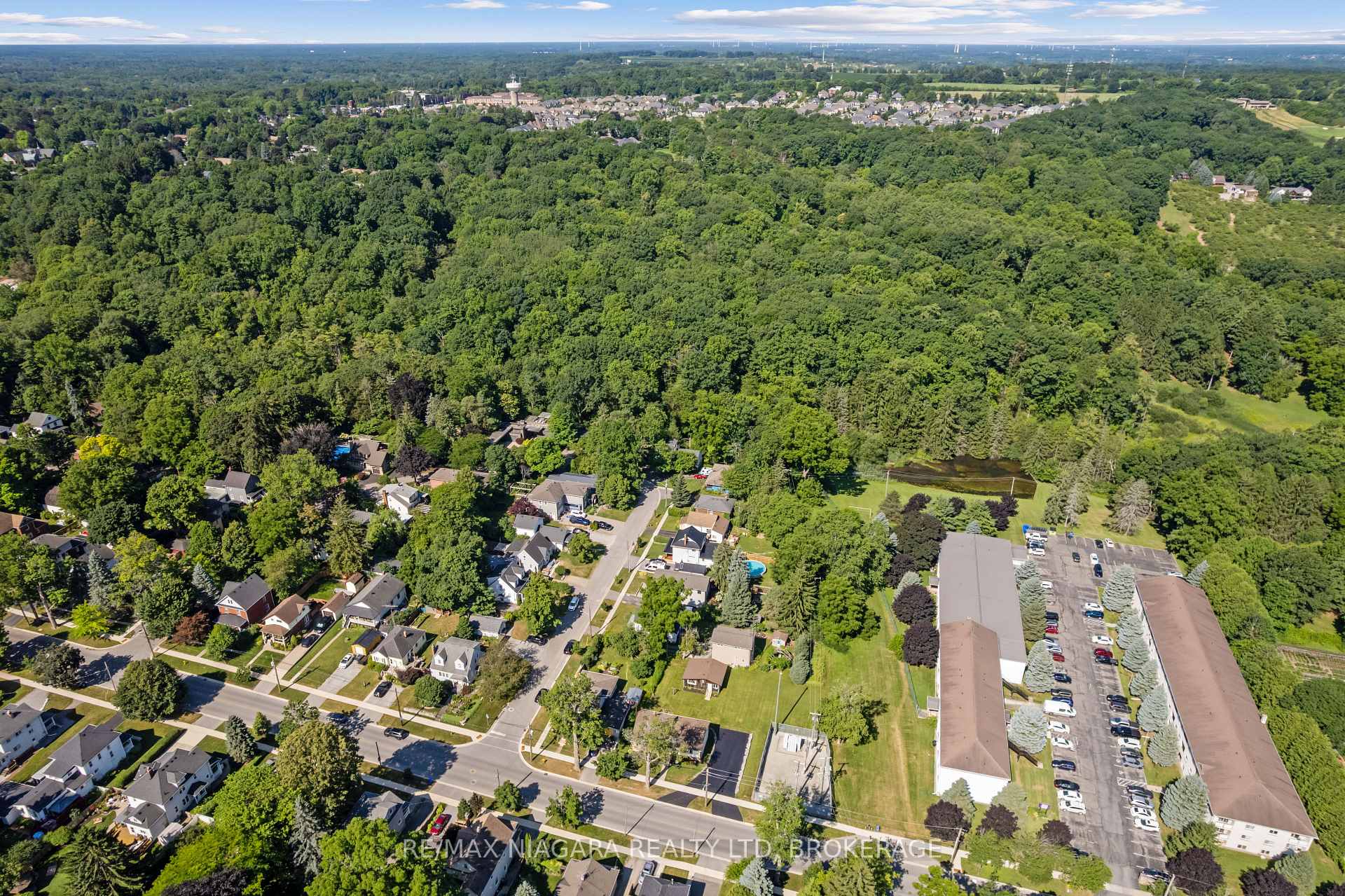 Photo 29 of 1 Linden Avenue, Pelham, Fonthill — HOMEH