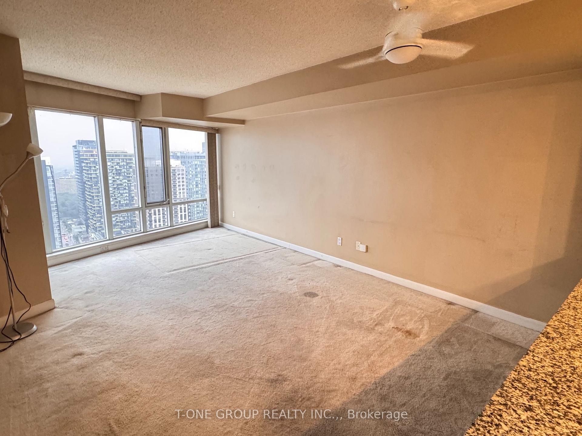 Photo 5 of 210 Victoria Street, Toronto, Church-Yonge Corridor — HOMEH
