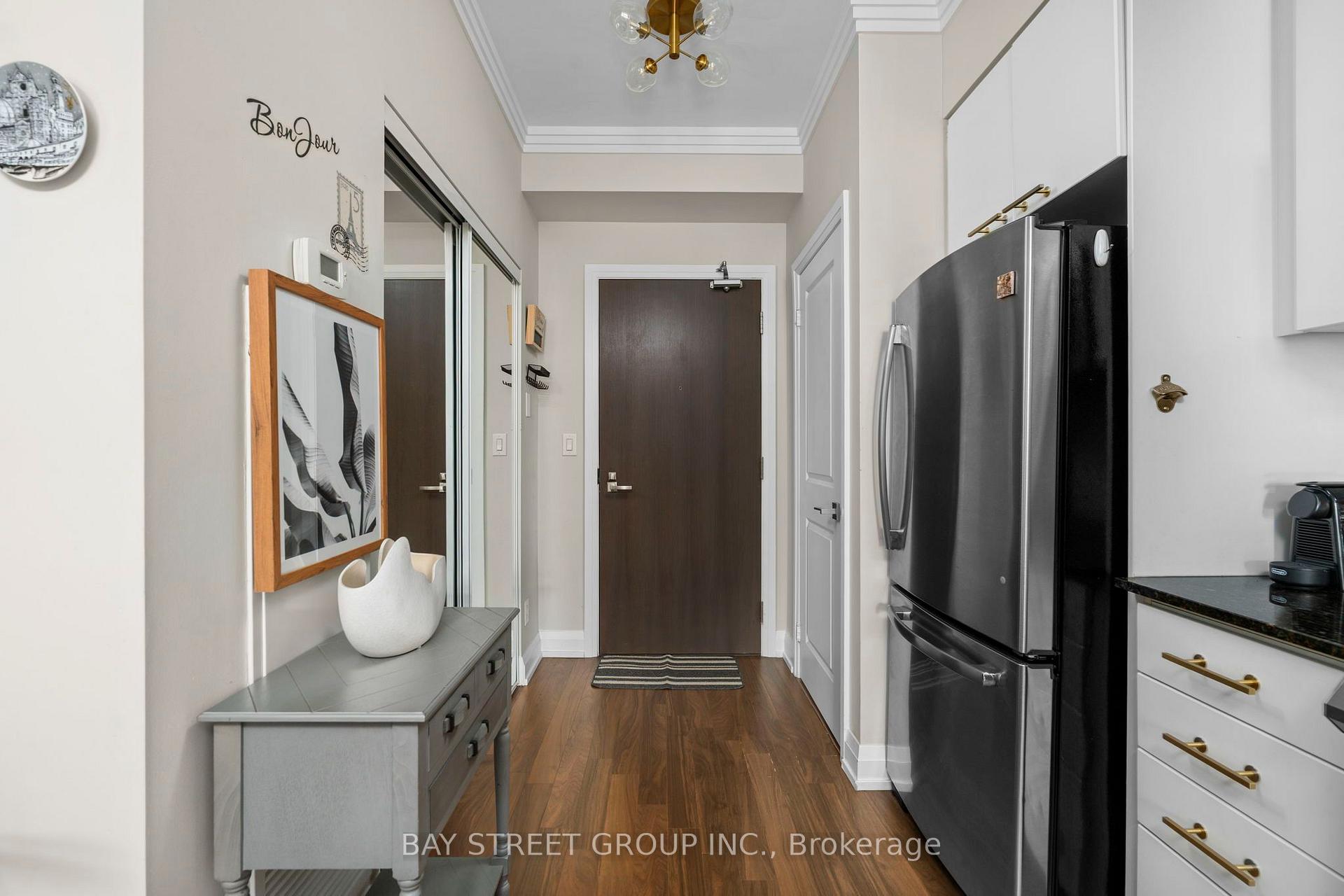 Photo 4 of Unit 1905, 7171 Yonge Street, Markham, Grandview — HOMEH