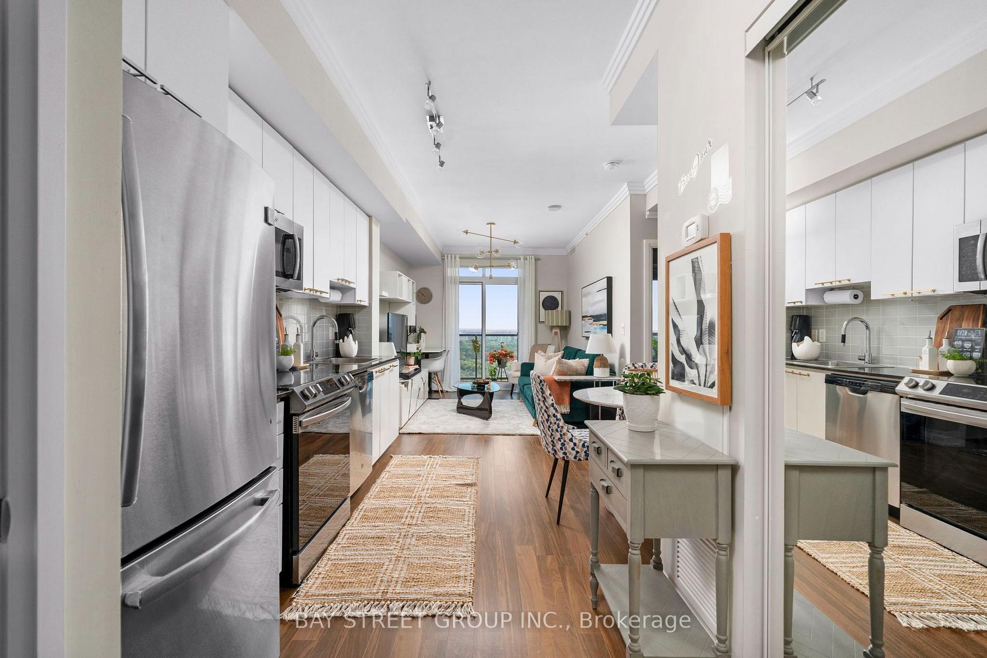Photo 5 of Unit 1905, 7171 Yonge Street, Markham, Grandview — HOMEH