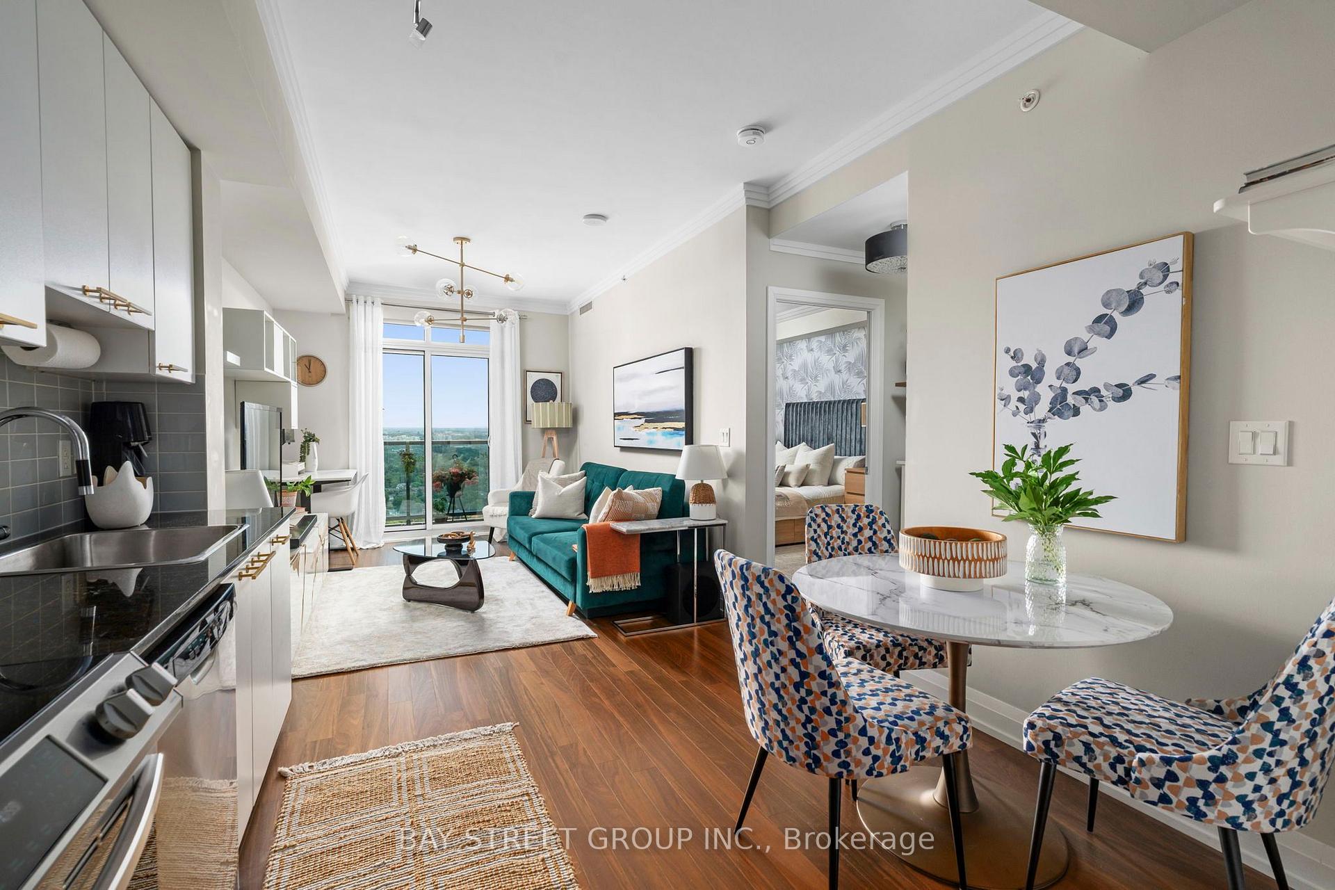 Photo 8 of Unit 1905, 7171 Yonge Street, Markham, Grandview — HOMEH