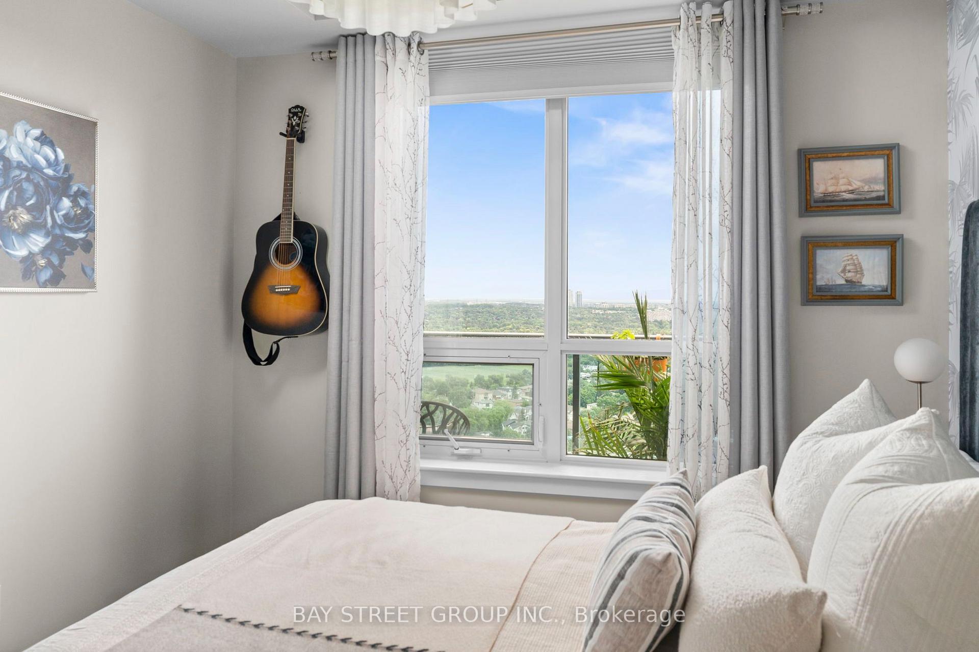 Photo 24 of Unit 1905, 7171 Yonge Street, Markham, Grandview — HOMEH
