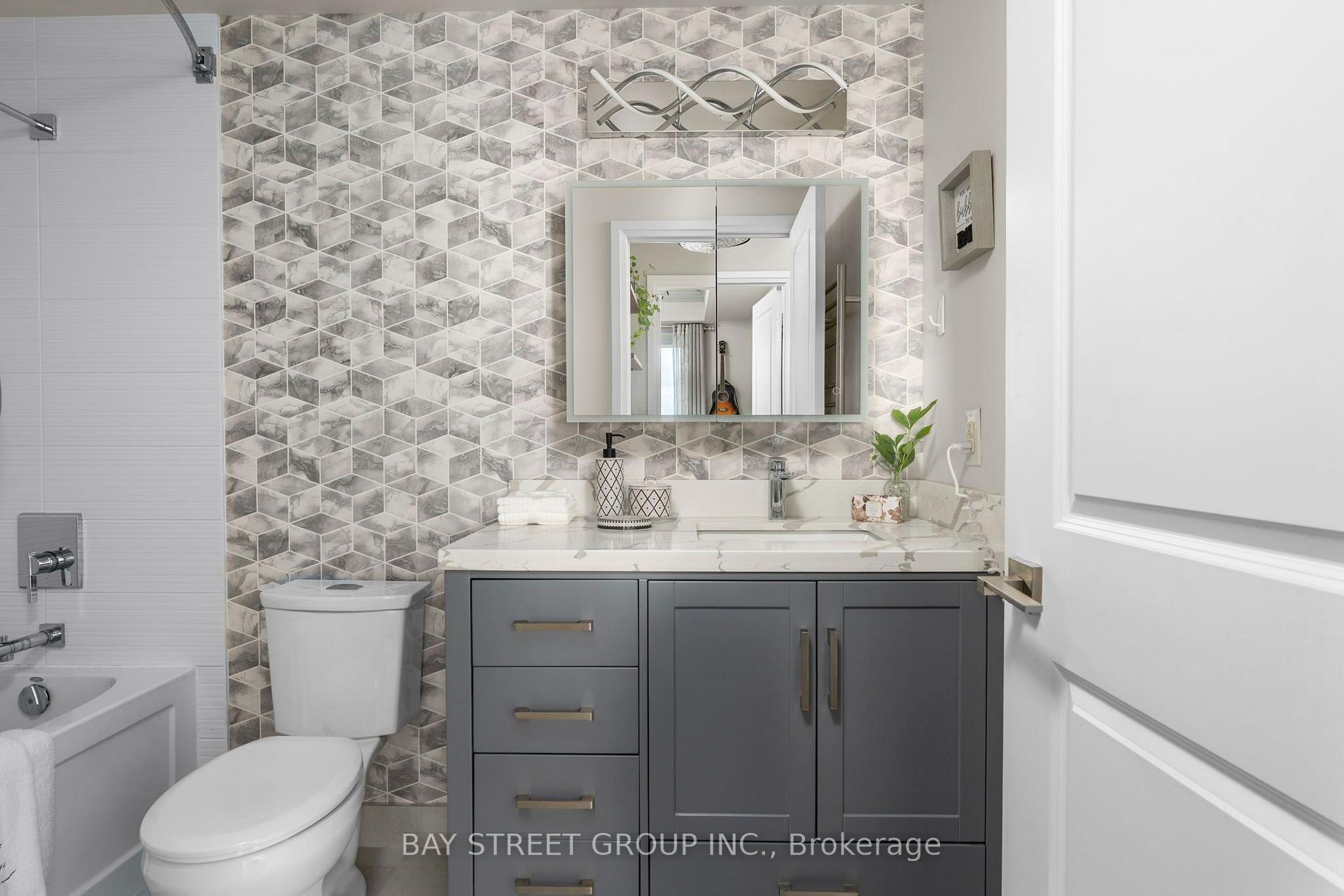 Photo 29 of Unit 1905, 7171 Yonge Street, Markham, Grandview — HOMEH