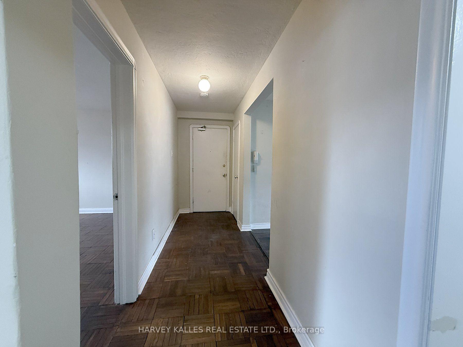 Photo 14 of Unit 2, 88 Trethewey Drive, North York, Beechborough-Greenbrook — HOMEH