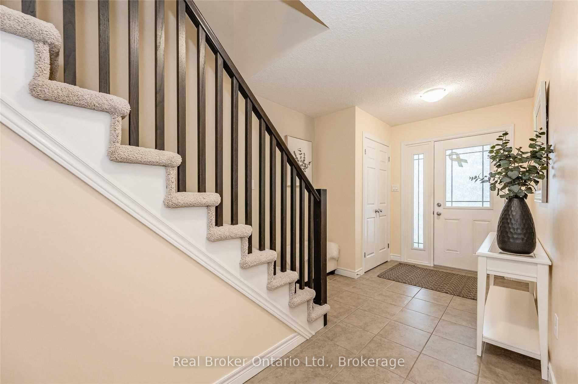 Photo 3 of 72 Mussen Street, Guelph, Victoria North — HOMEH