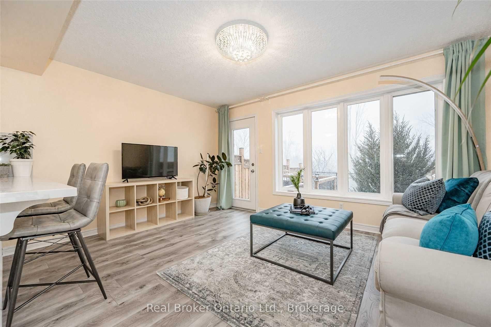 Photo 13 of 72 Mussen Street, Guelph, Victoria North — HOMEH
