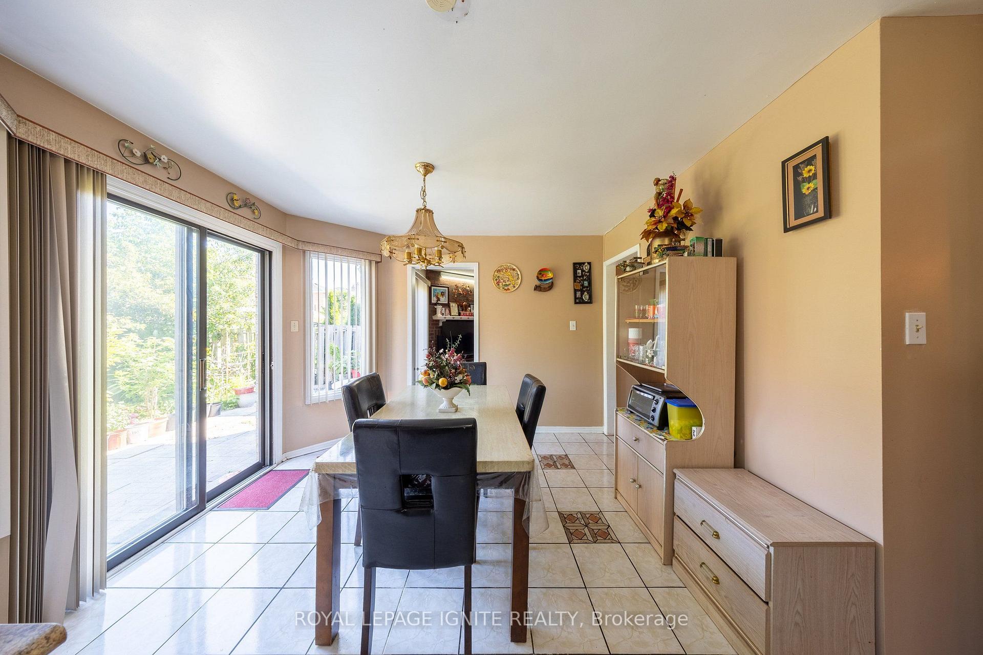 Photo 14 of 3694 Ellesmere Road, Scarborough, Highland Creek — HOMEH