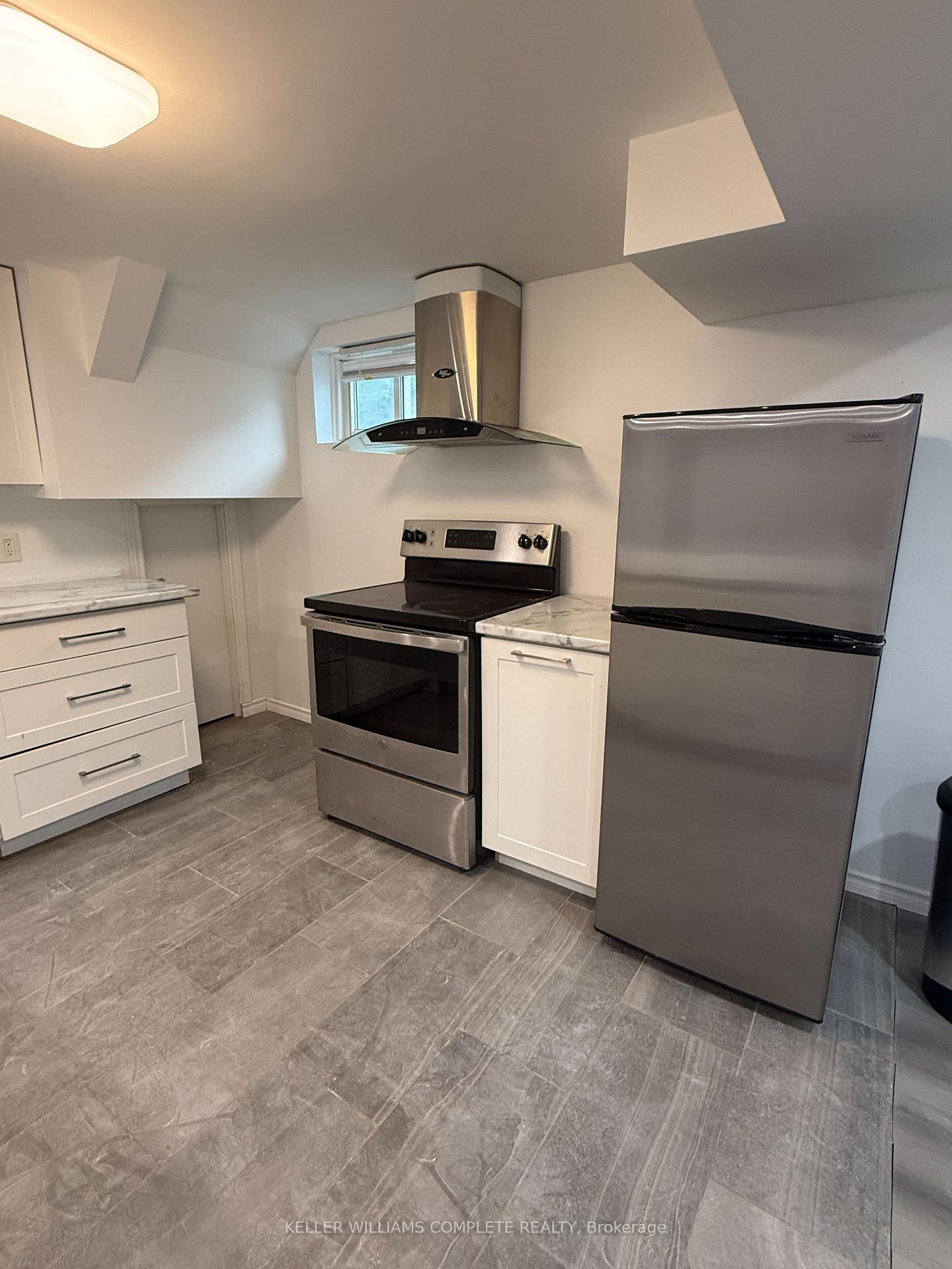 Photo 6 of Unit Lower, 20 Rose Avenue, Thorold, Thorold Downtown — HOMEH