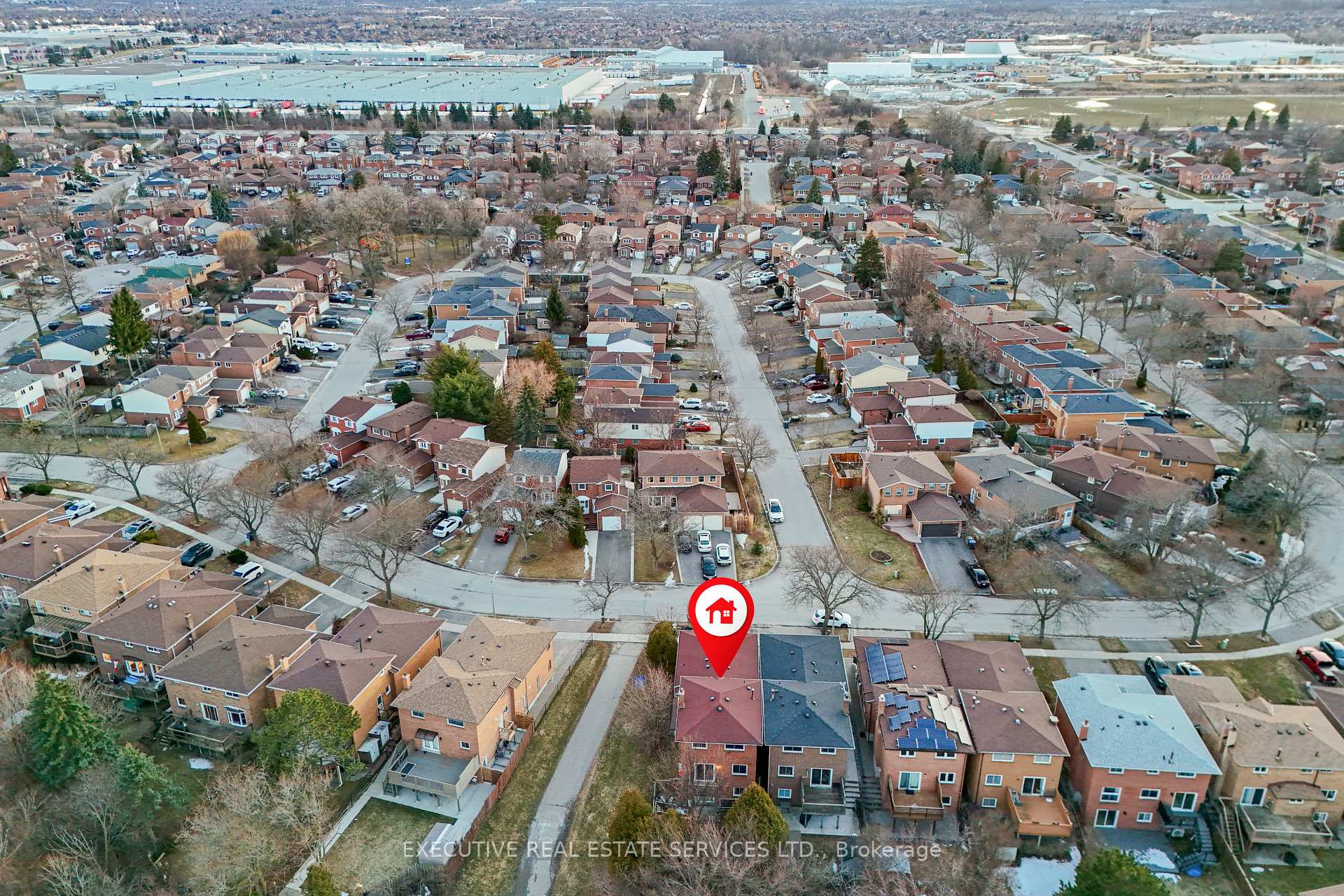 Photo 45 of 44 Lakecrest Trail, Brampton, Heart Lake West — HOMEH