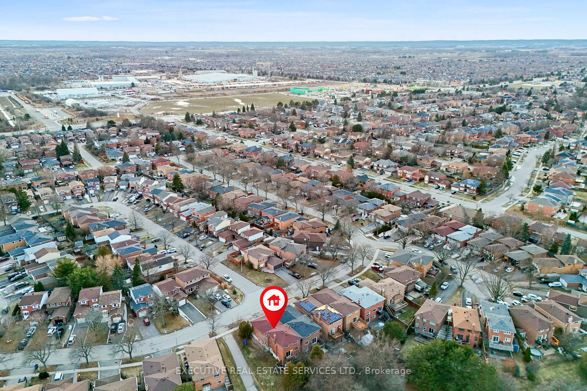 Photo 46 of 44 Lakecrest Trail, Brampton, Heart Lake West — HOMEH