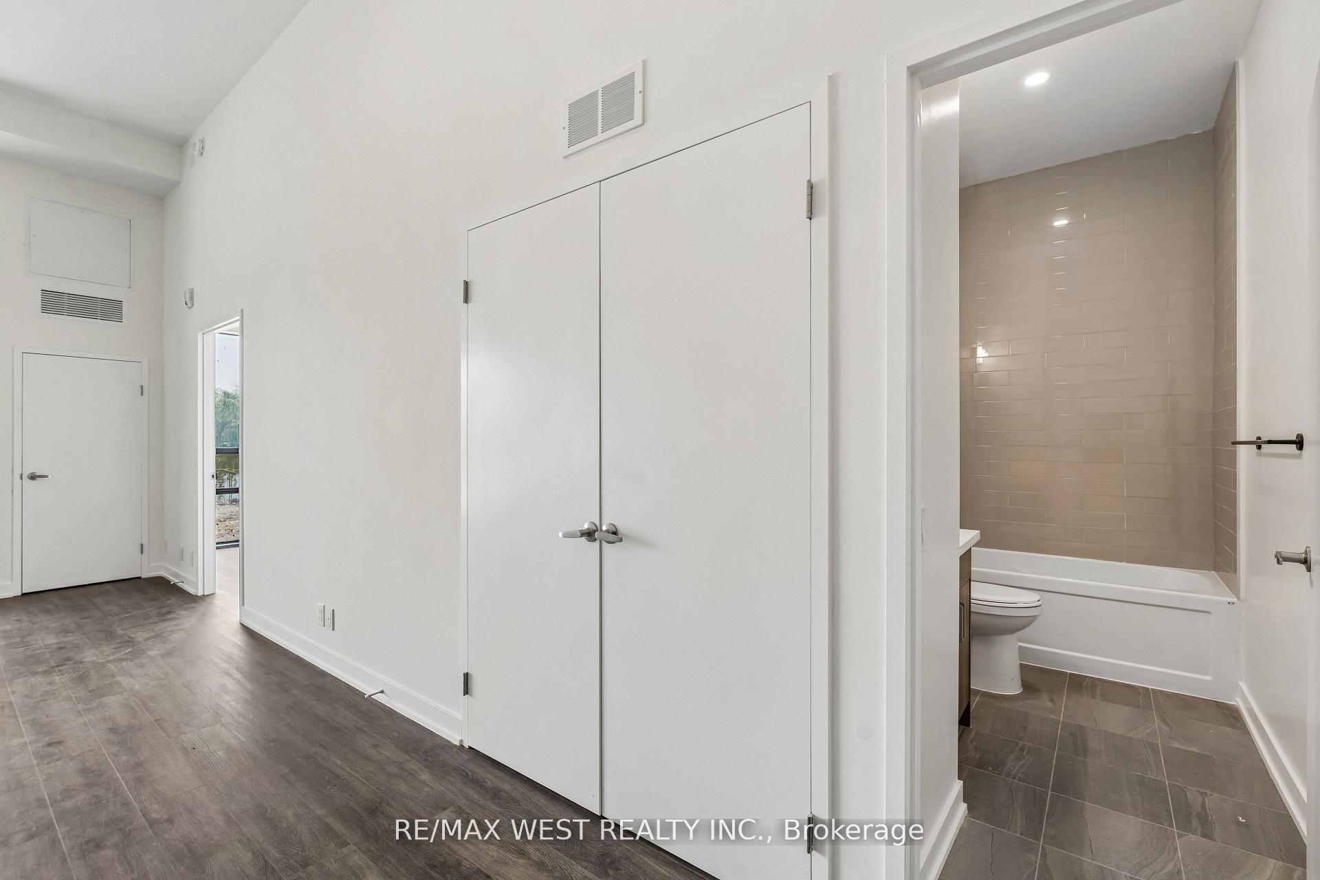 Photo 6 of Unit 114, 350 Prince Charles Drive S, Welland, Broadway — HOMEH