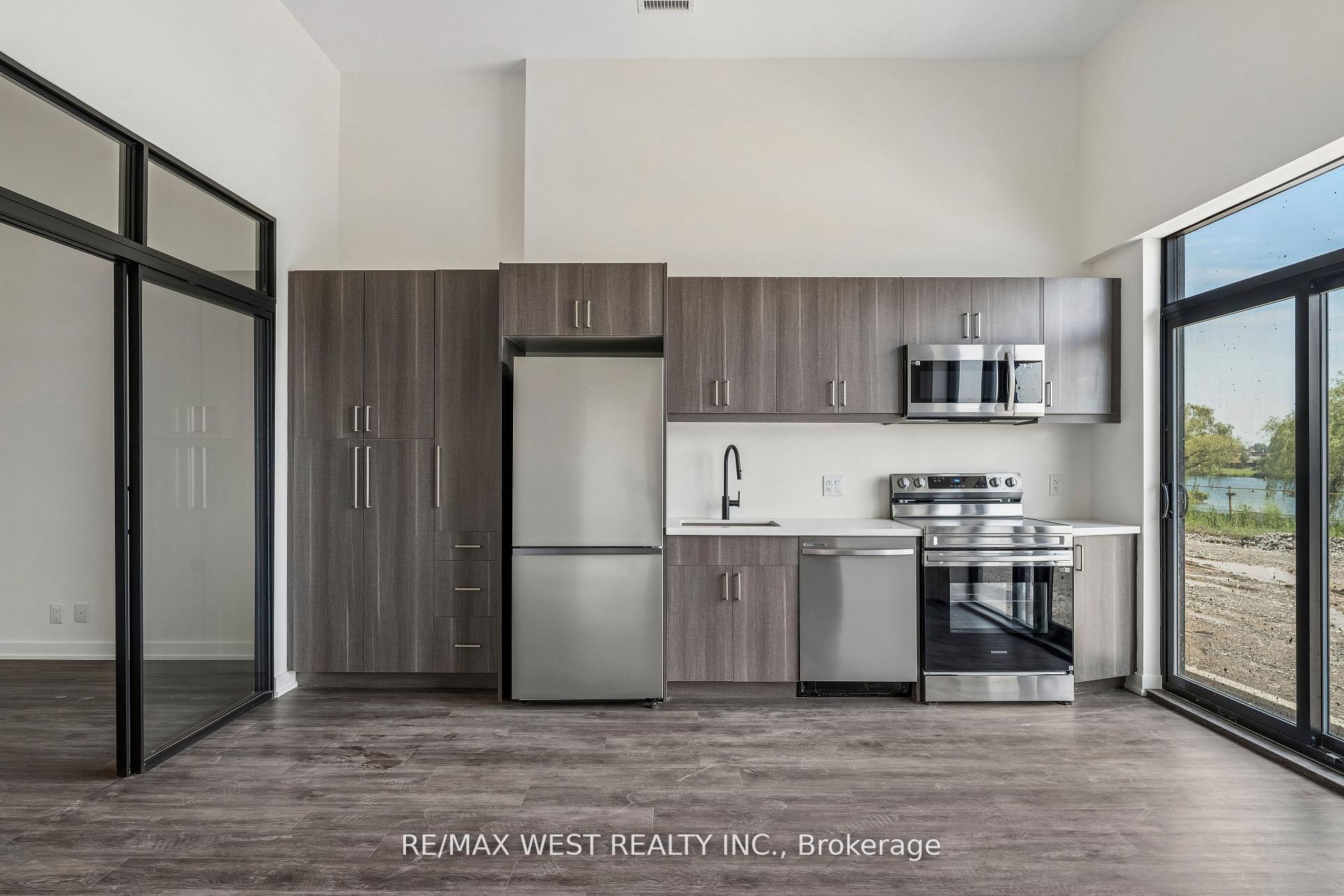 Photo 9 of Unit 114, 350 Prince Charles Drive S, Welland, Broadway — HOMEH