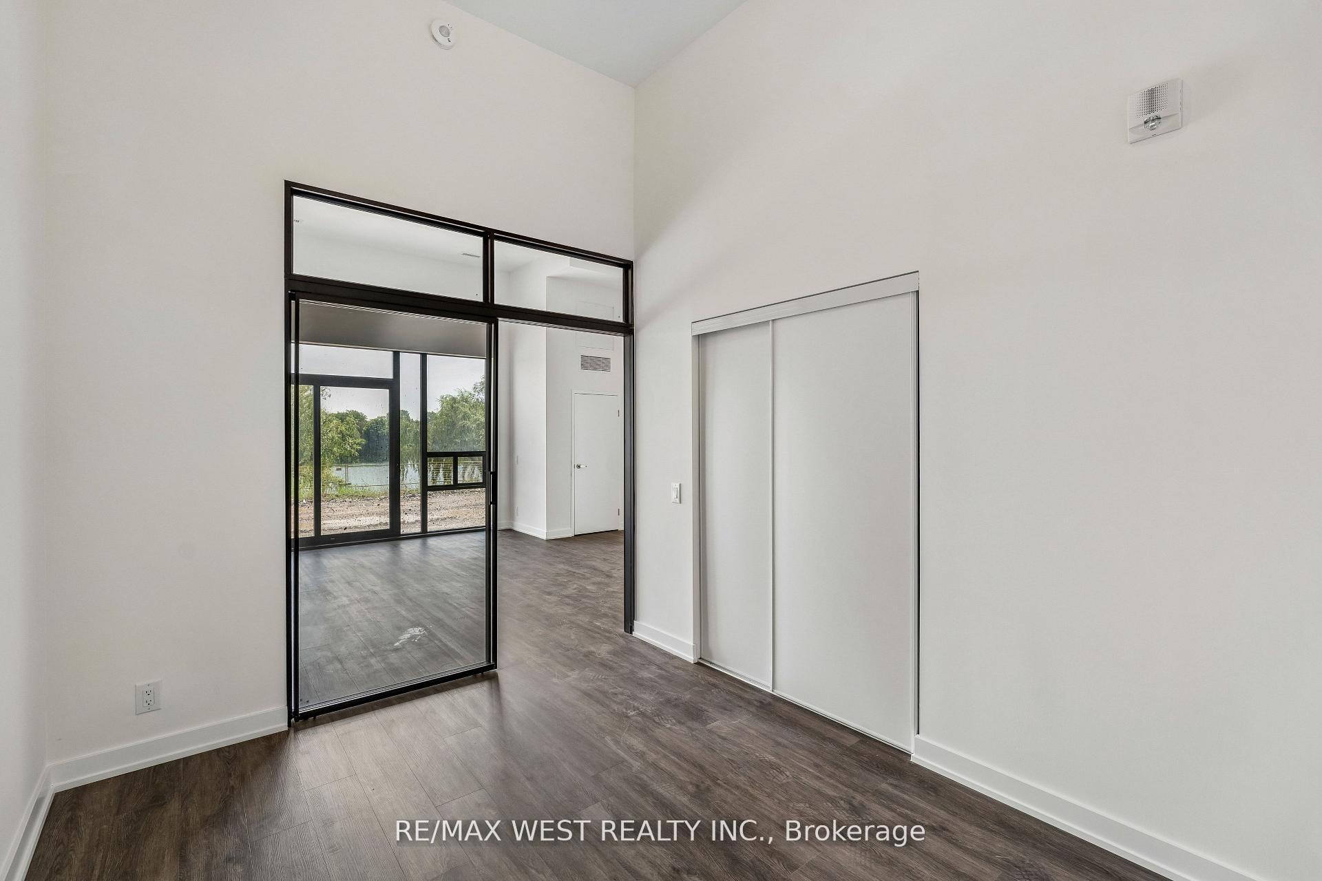 Photo 17 of Unit 114, 350 Prince Charles Drive S, Welland, Broadway — HOMEH