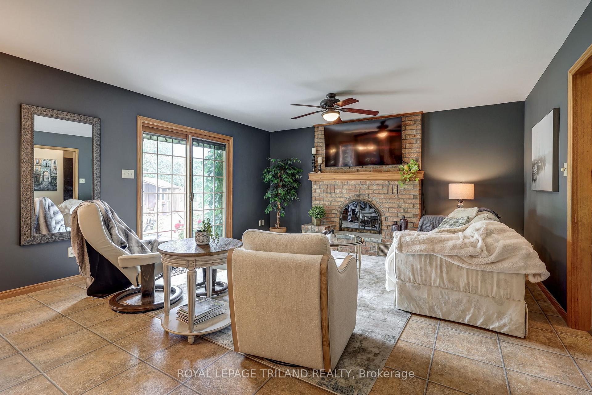 Photo 19 of 4588 Colonel Talbot Road, London, South V — HOMEH