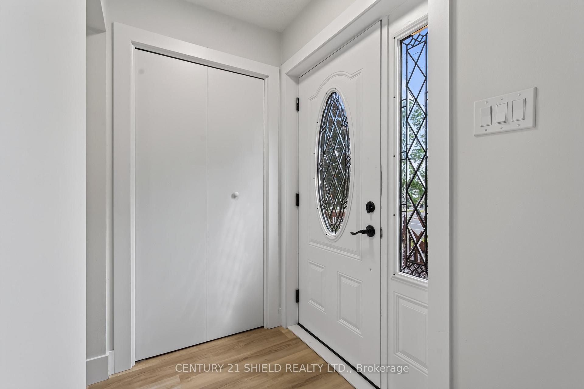 Photo 2 of 1852 Brookdale Avenue, Cornwall, Cornwall — HOMEH