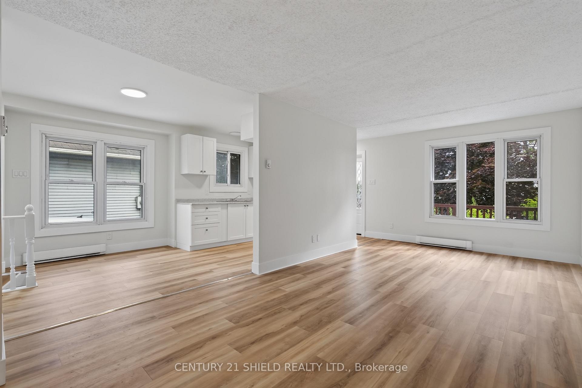 Photo 3 of 1852 Brookdale Avenue, Cornwall, Cornwall — HOMEH