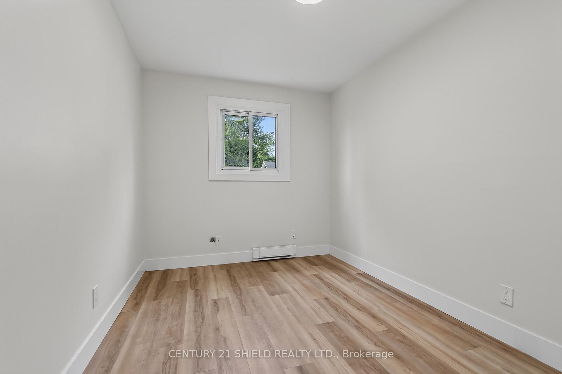 Photo 12 of 1852 Brookdale Avenue, Cornwall, Cornwall — HOMEH