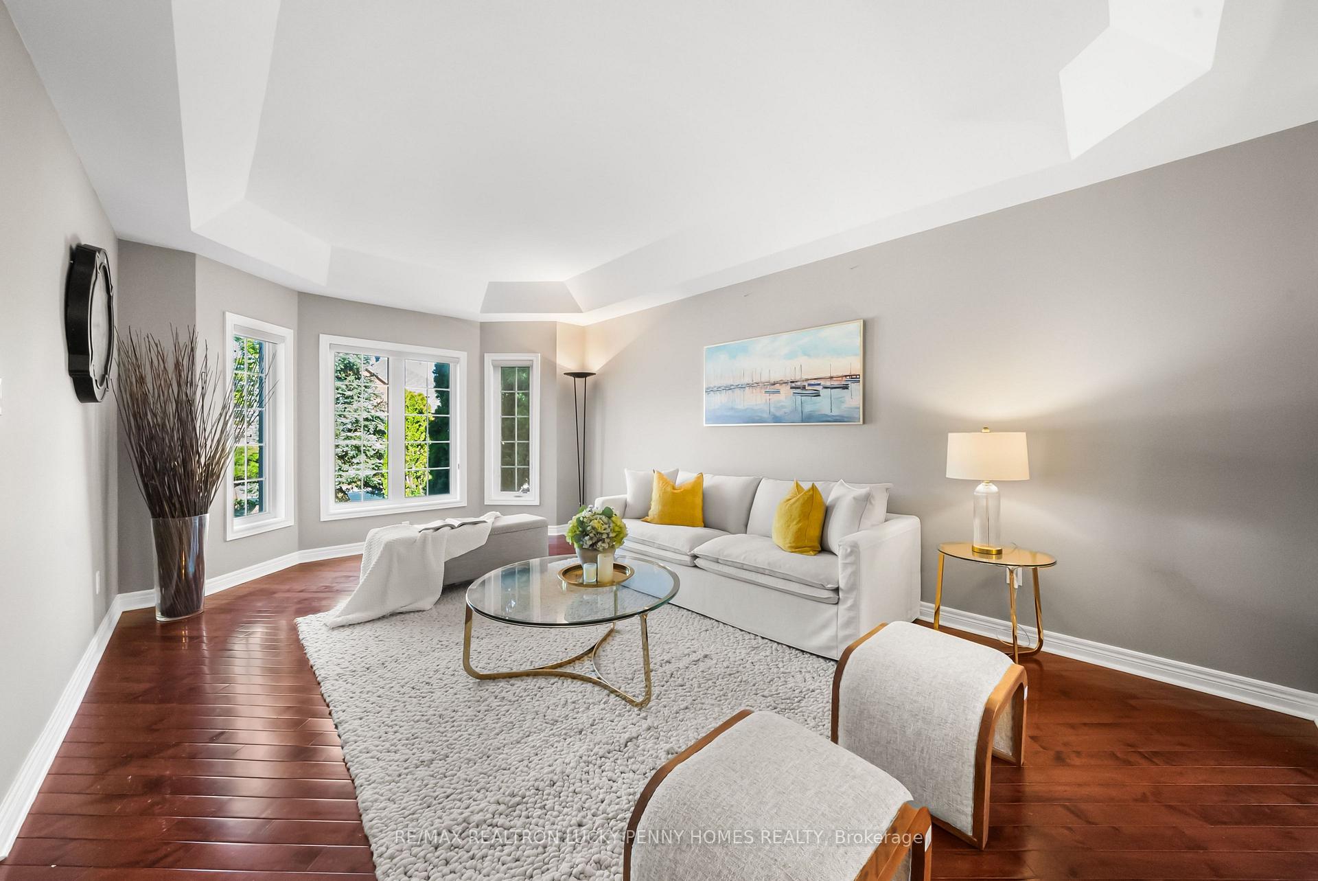 Photo 7 of 19 Mumberson Court, Markham, Cachet — HOMEH