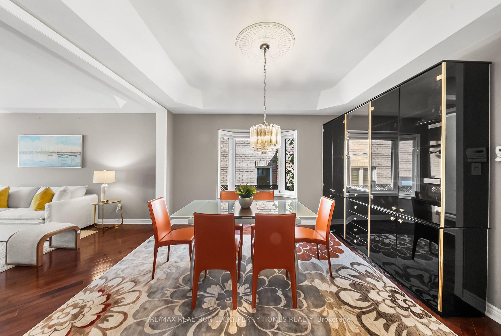 Photo 8 of 19 Mumberson Court, Markham, Cachet — HOMEH