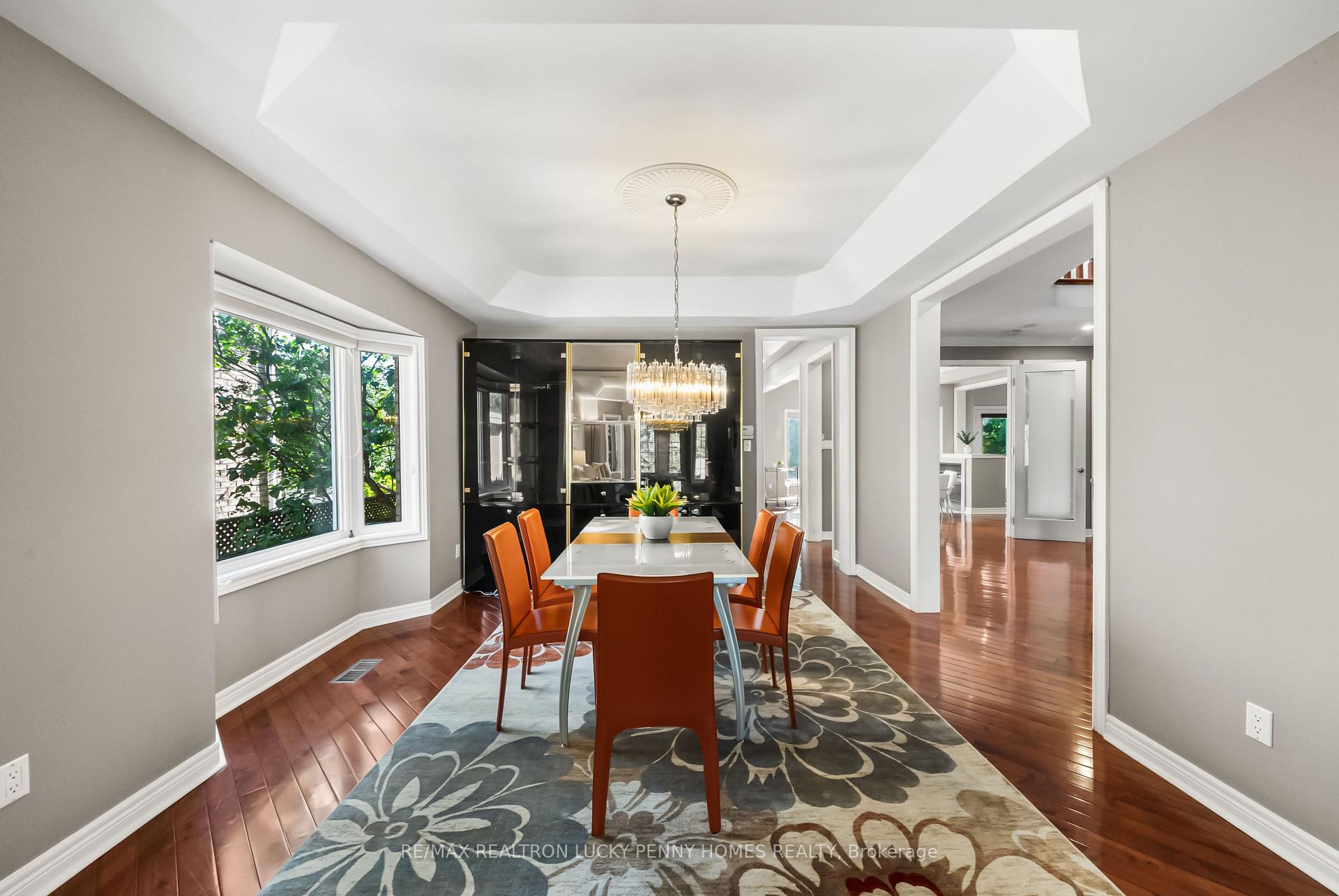 Photo 9 of 19 Mumberson Court, Markham, Cachet — HOMEH