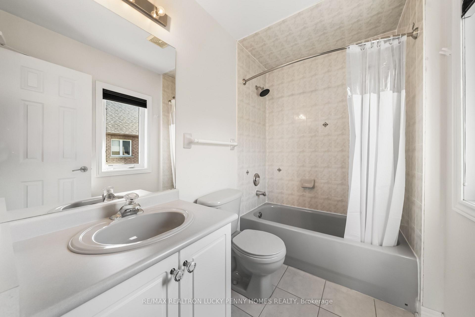Photo 32 of 19 Mumberson Court, Markham, Cachet — HOMEH