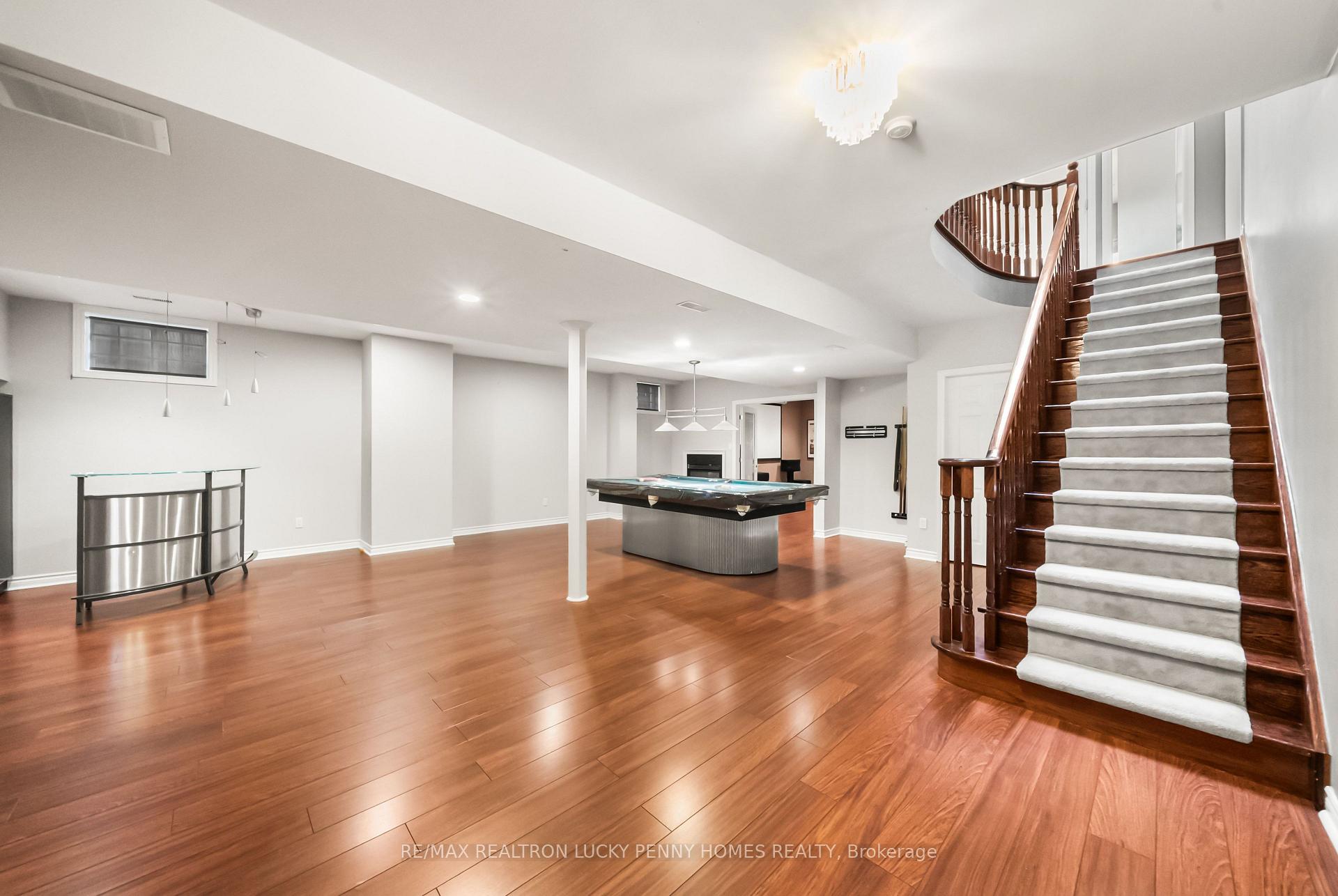 Photo 37 of 19 Mumberson Court, Markham, Cachet — HOMEH