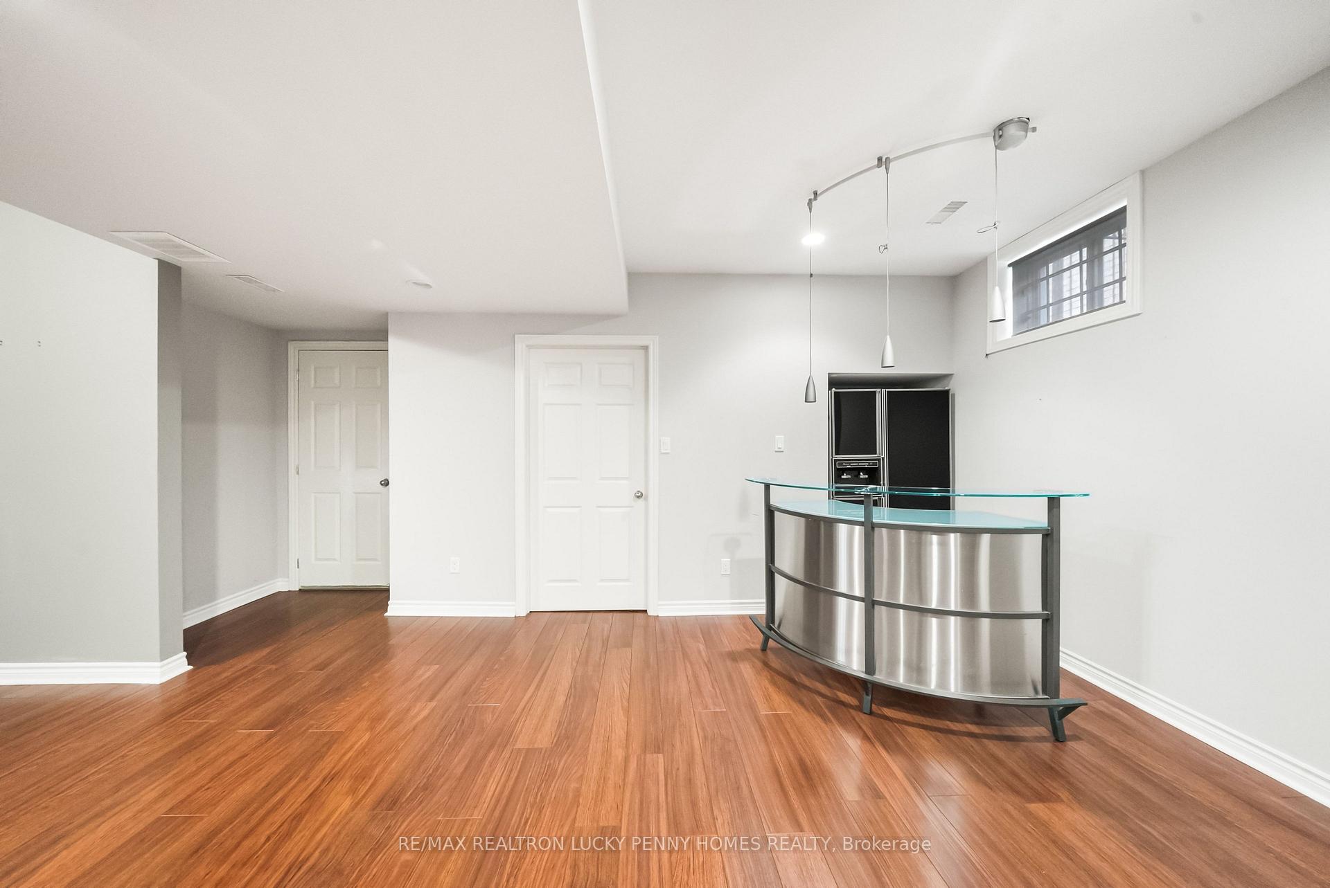 Photo 38 of 19 Mumberson Court, Markham, Cachet — HOMEH