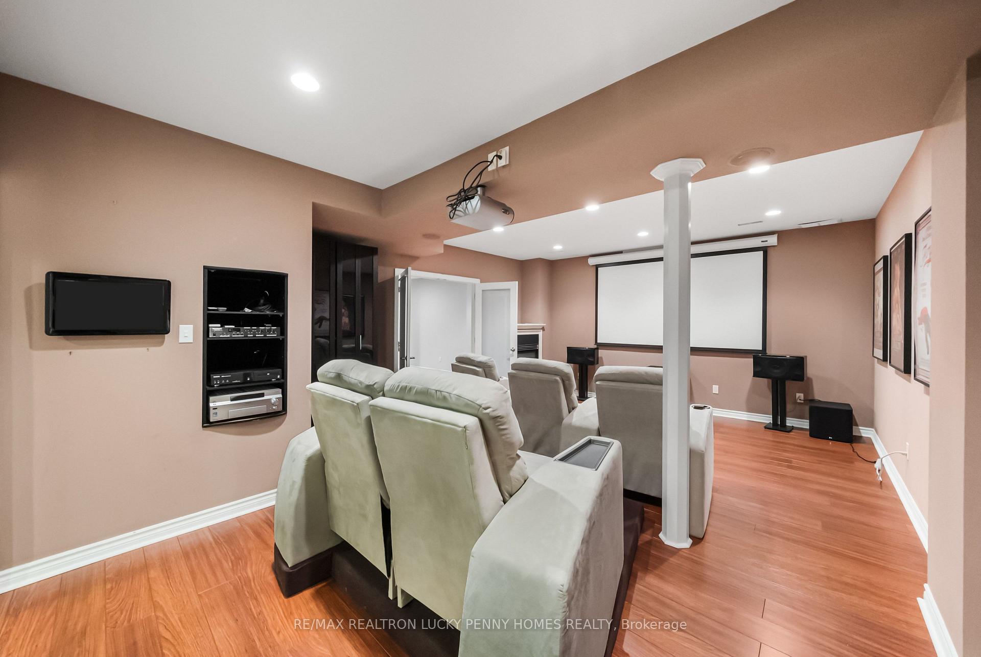 Photo 41 of 19 Mumberson Court, Markham, Cachet — HOMEH