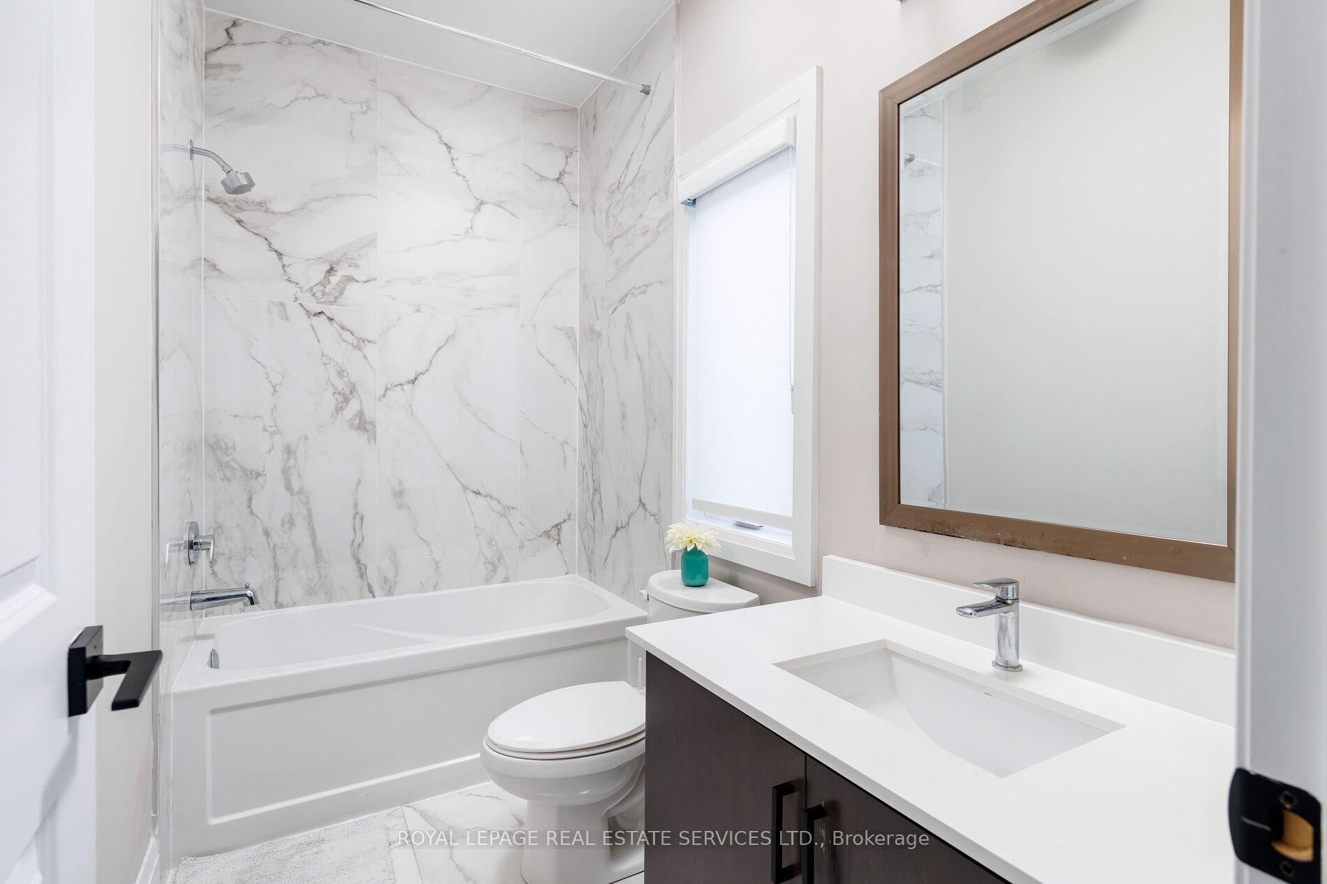 Photo 26 of 175 Burloak Drive W, Oakville, Bronte — HOMEH