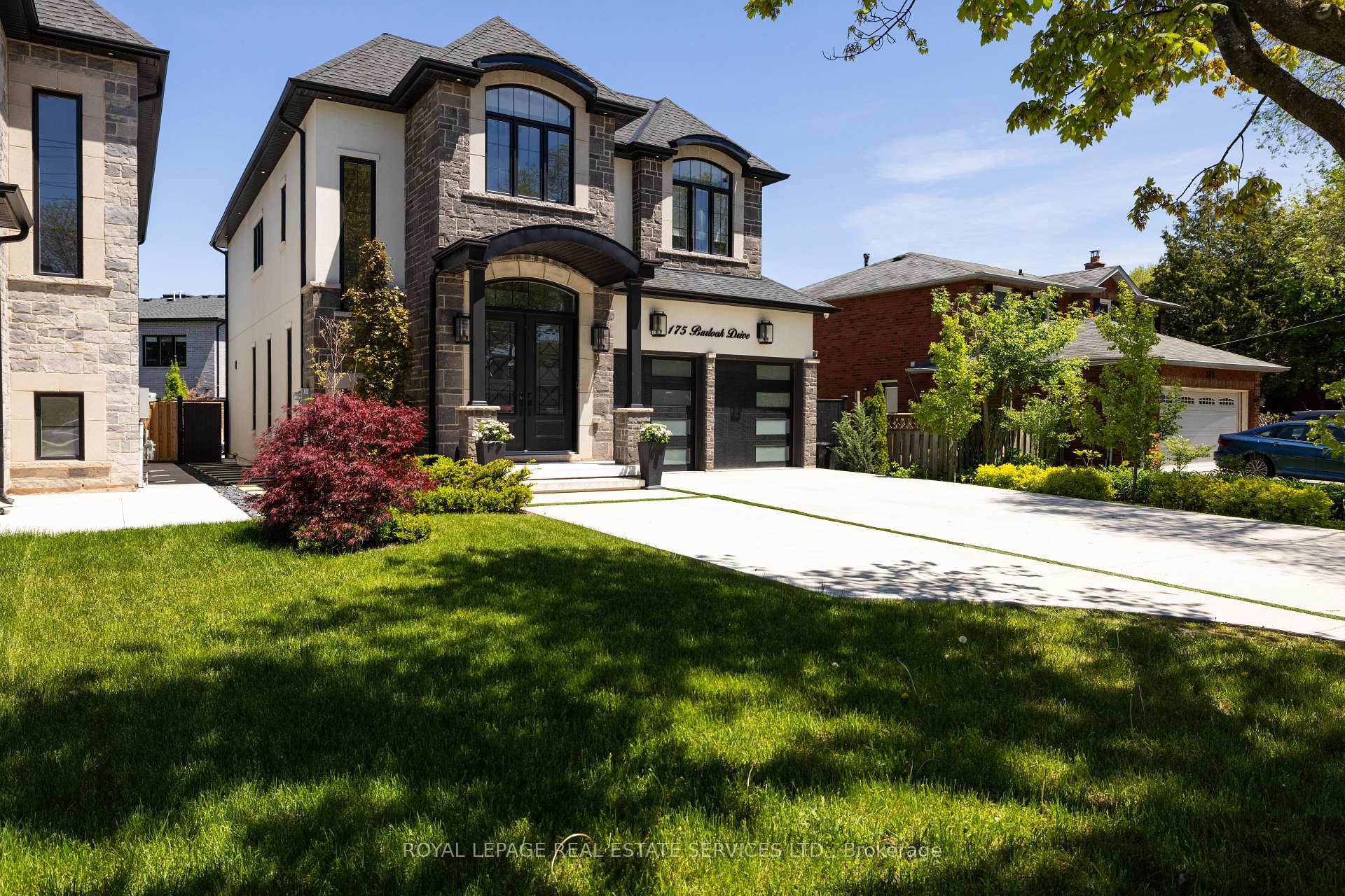 Photo 49 of 175 Burloak Drive W, Oakville, Bronte — HOMEH